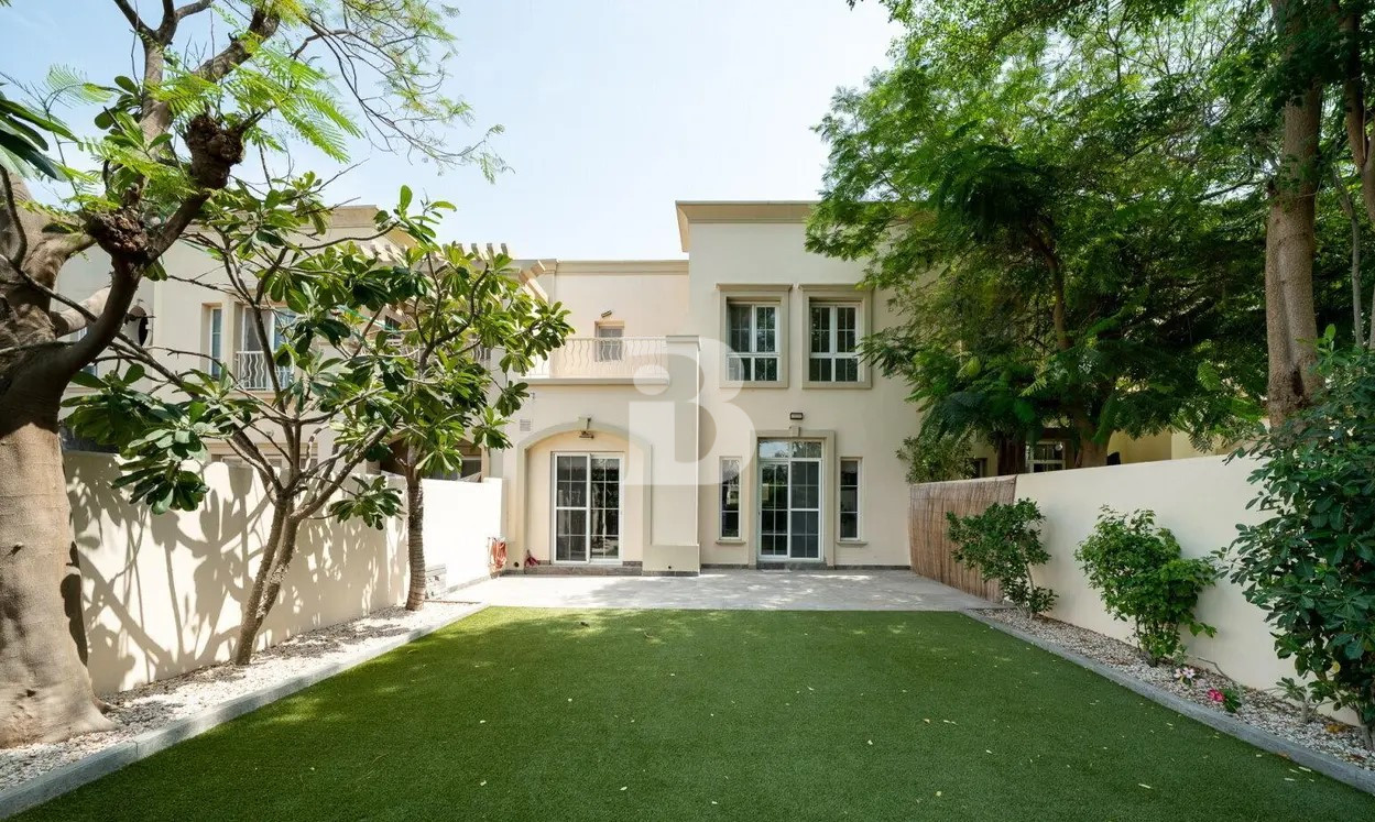 3 Bedroom | Vastu | Upgraded | Lake View