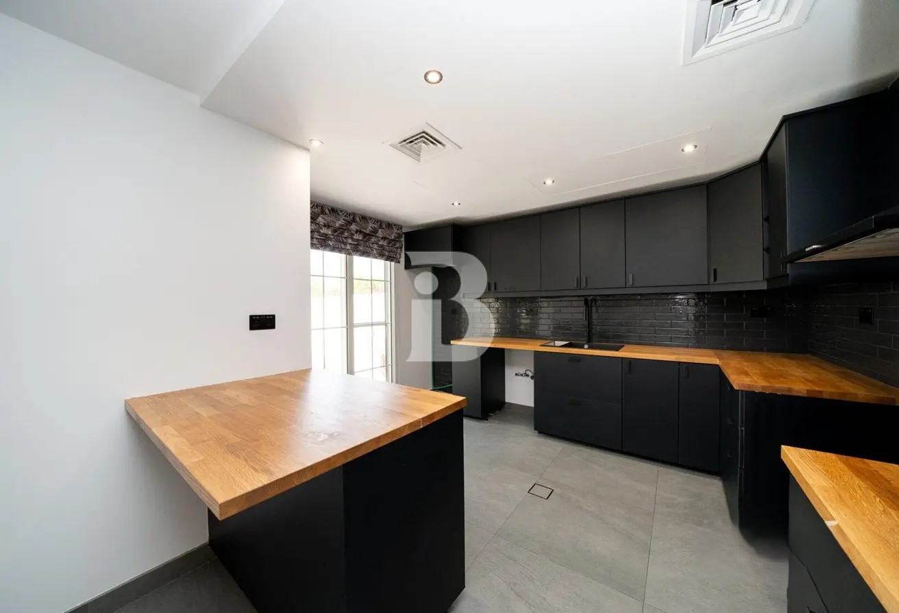 3 Bedroom | Vastu | Upgraded | Lake View