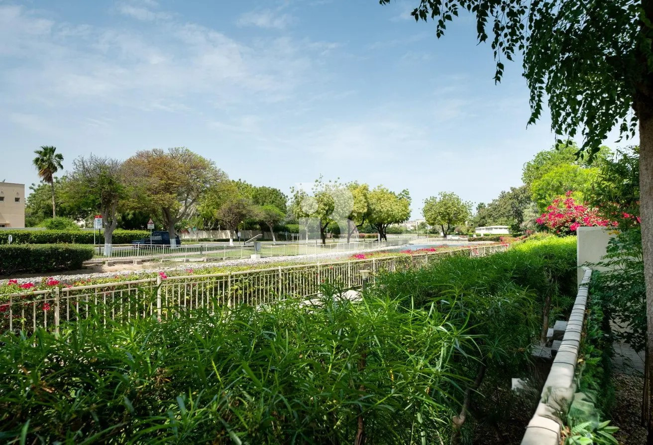 3 Bedroom | Vastu | Upgraded | Lake View
