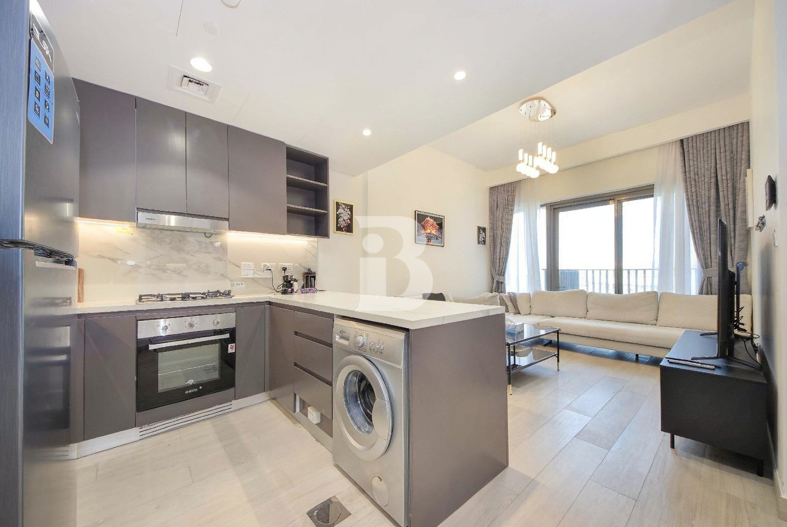 BEST DEAL| FULLYFURNISHED | VACANT | POOL VIEW