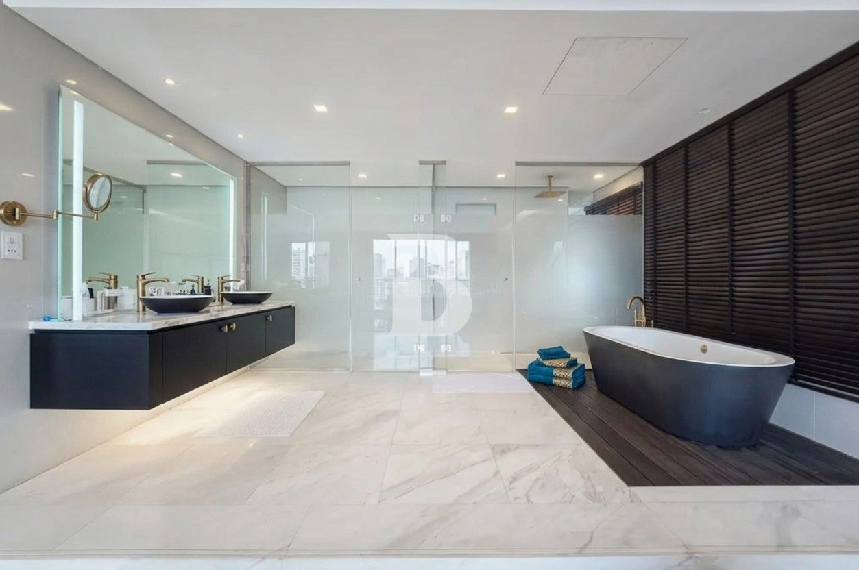 Luxury 5-Bedroom Standalone Villa in DAMAC Hills