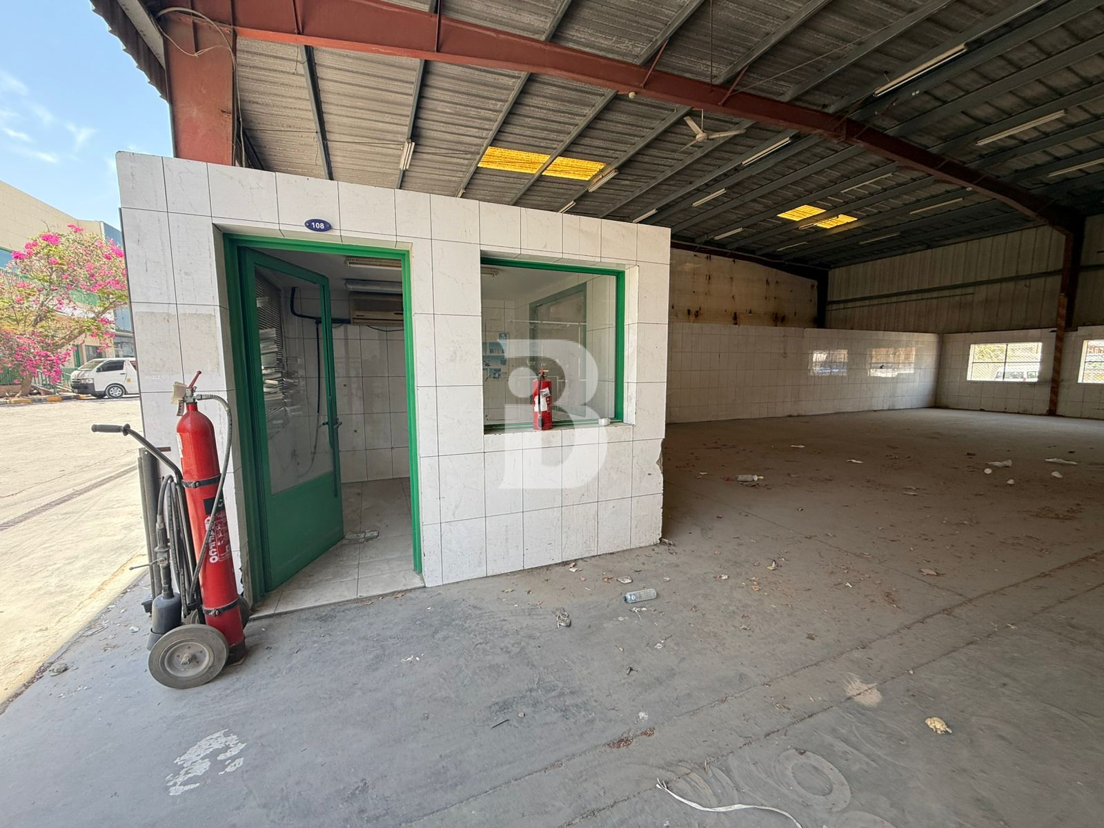FOR GARAGE| NEAR AL KHAIL | 3200 SQFT