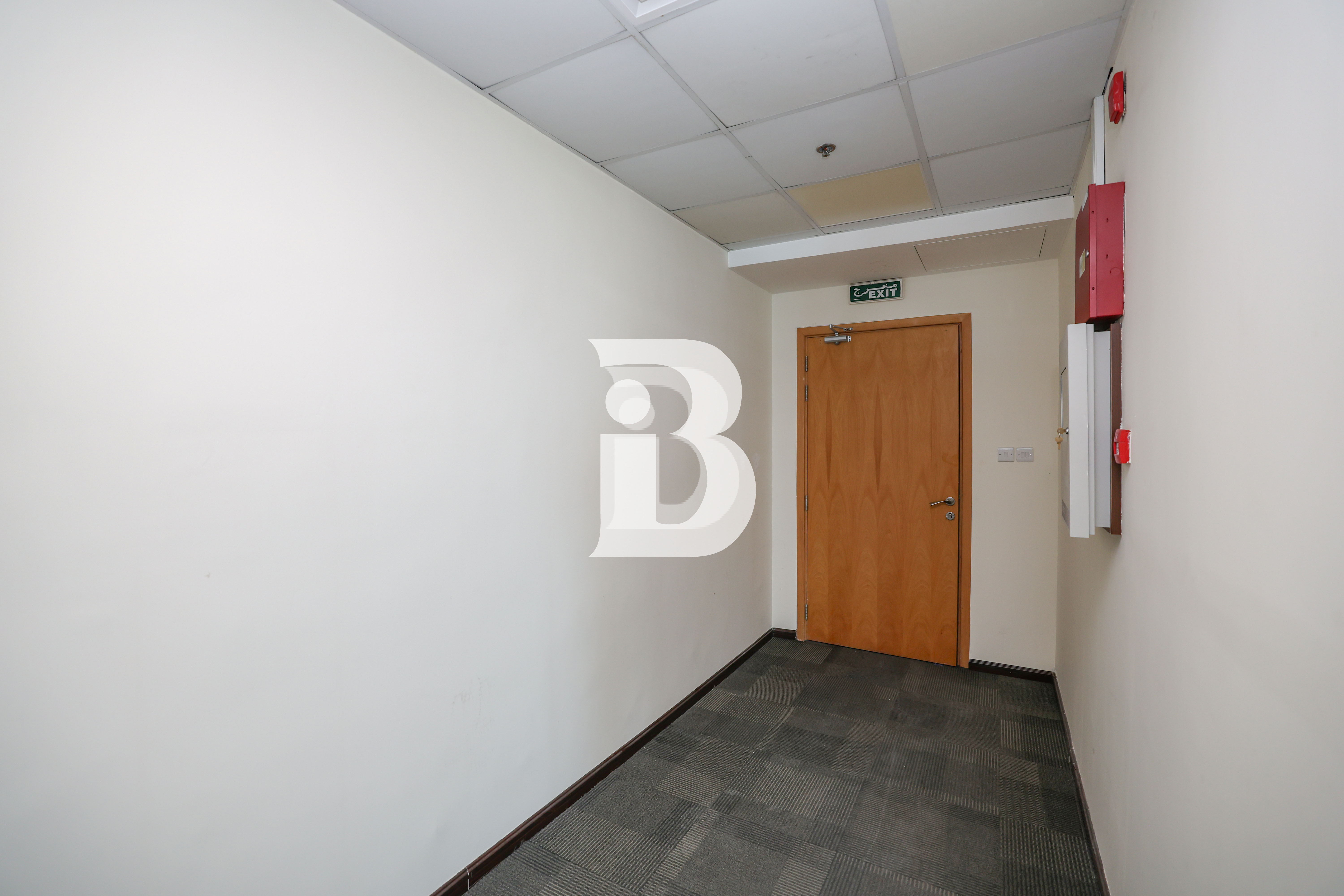 Office for Sale | XL Tower | Vacant