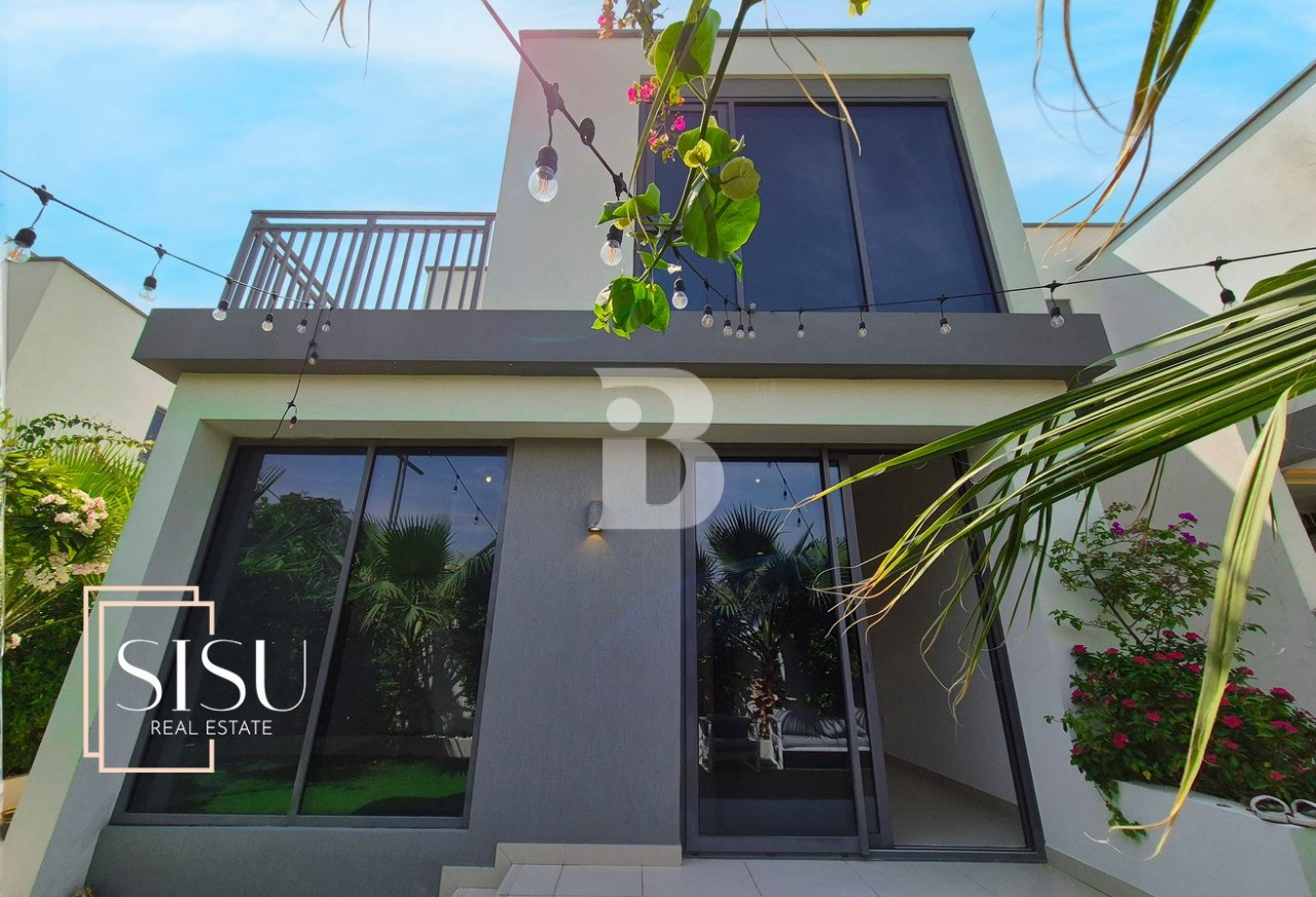 Upgraded E2 Corner| Best Location | Green View