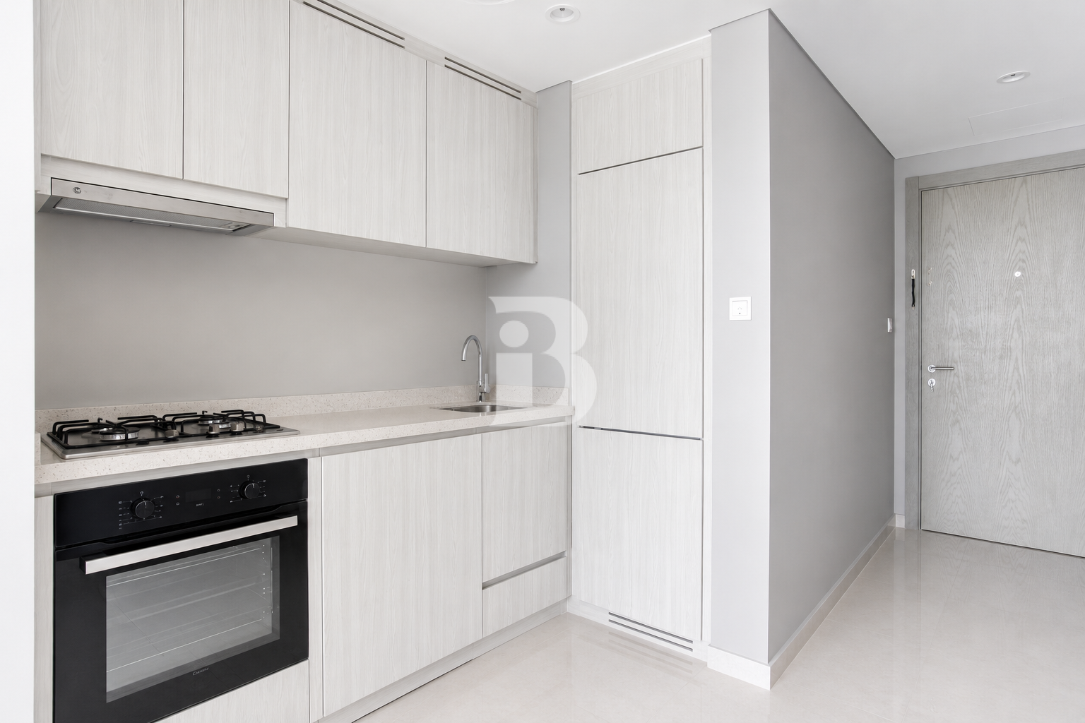 MODERN |PRIME LOCATION| READY TO MOVE