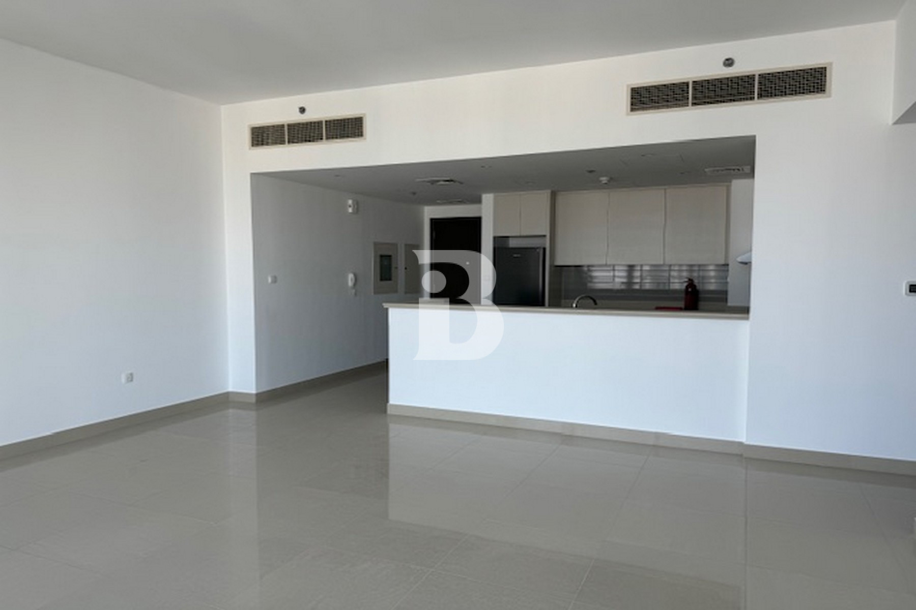 SKYLINE AND CREEK VIEW | VACANT ON TRANSFER 2