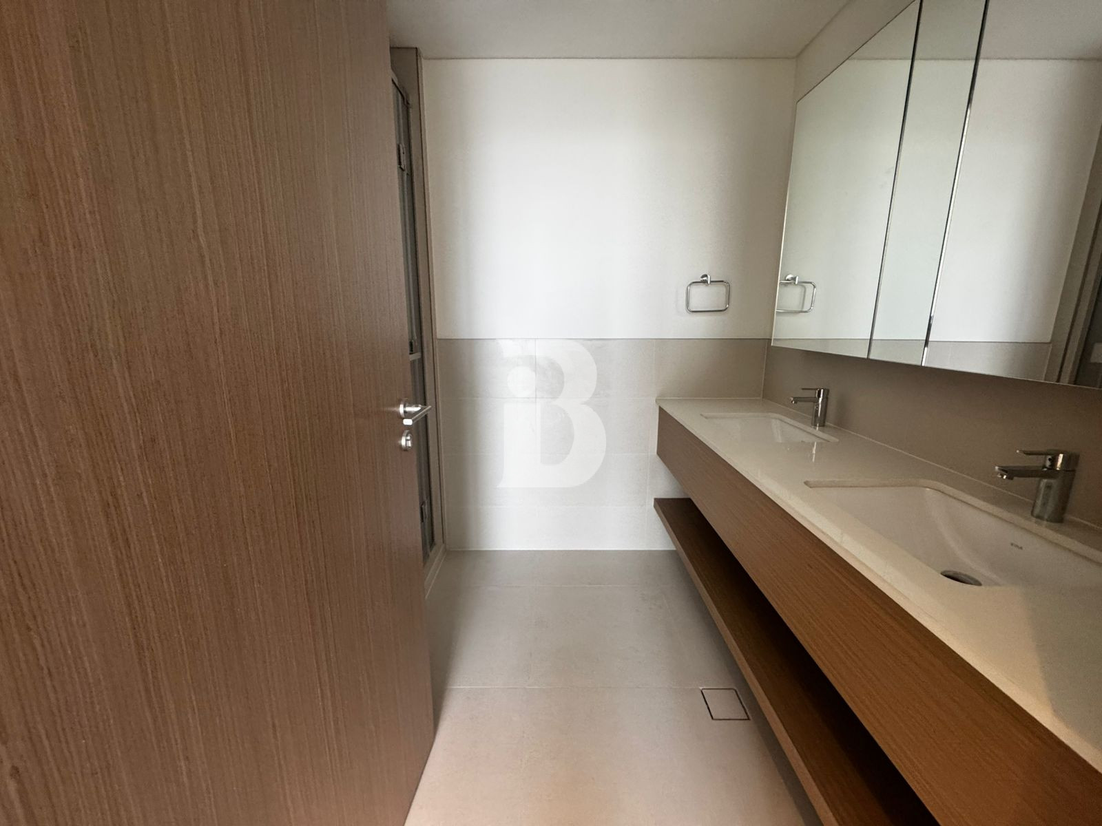 Brand New | High Floor | Corner unit