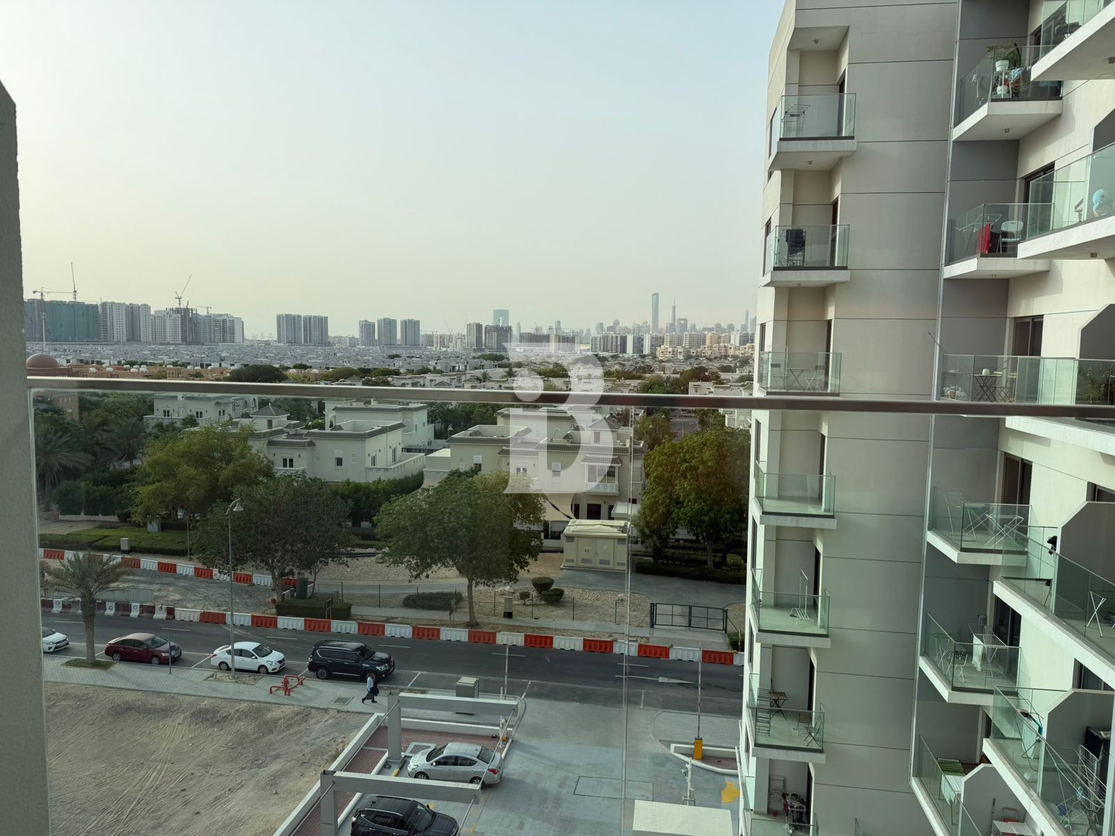 VACANT | PRICE NEGOTIABLE | SEMI FURNISHED |