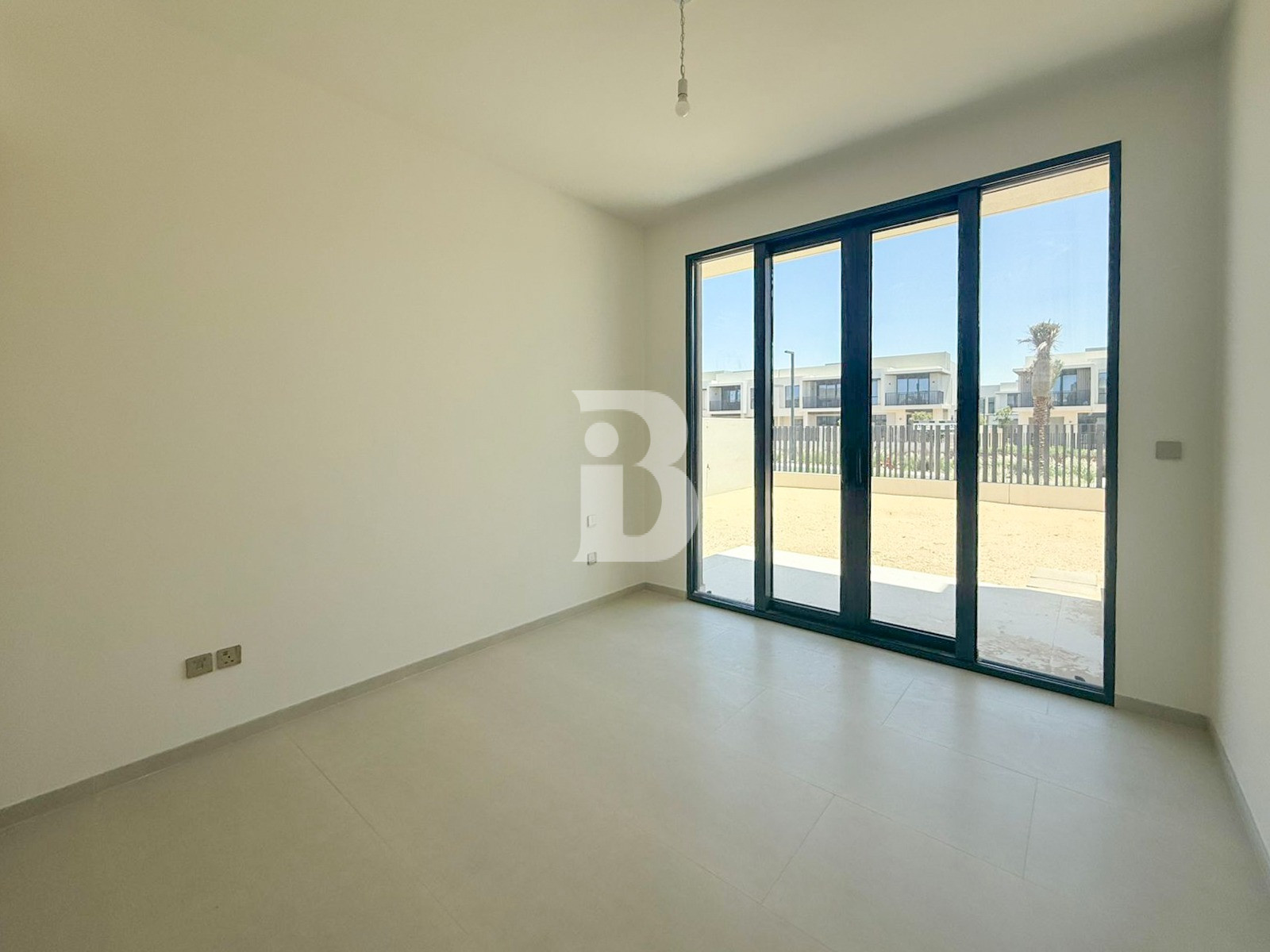 Park Access | Single Row | North East Vastu