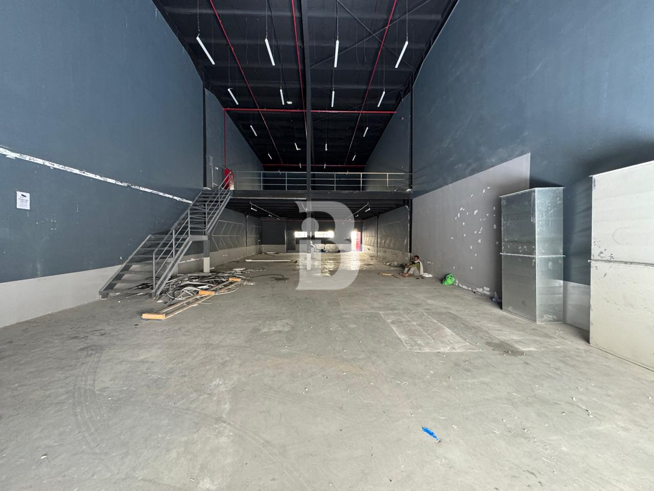Ready Warehouse | 33KW | DIP 2