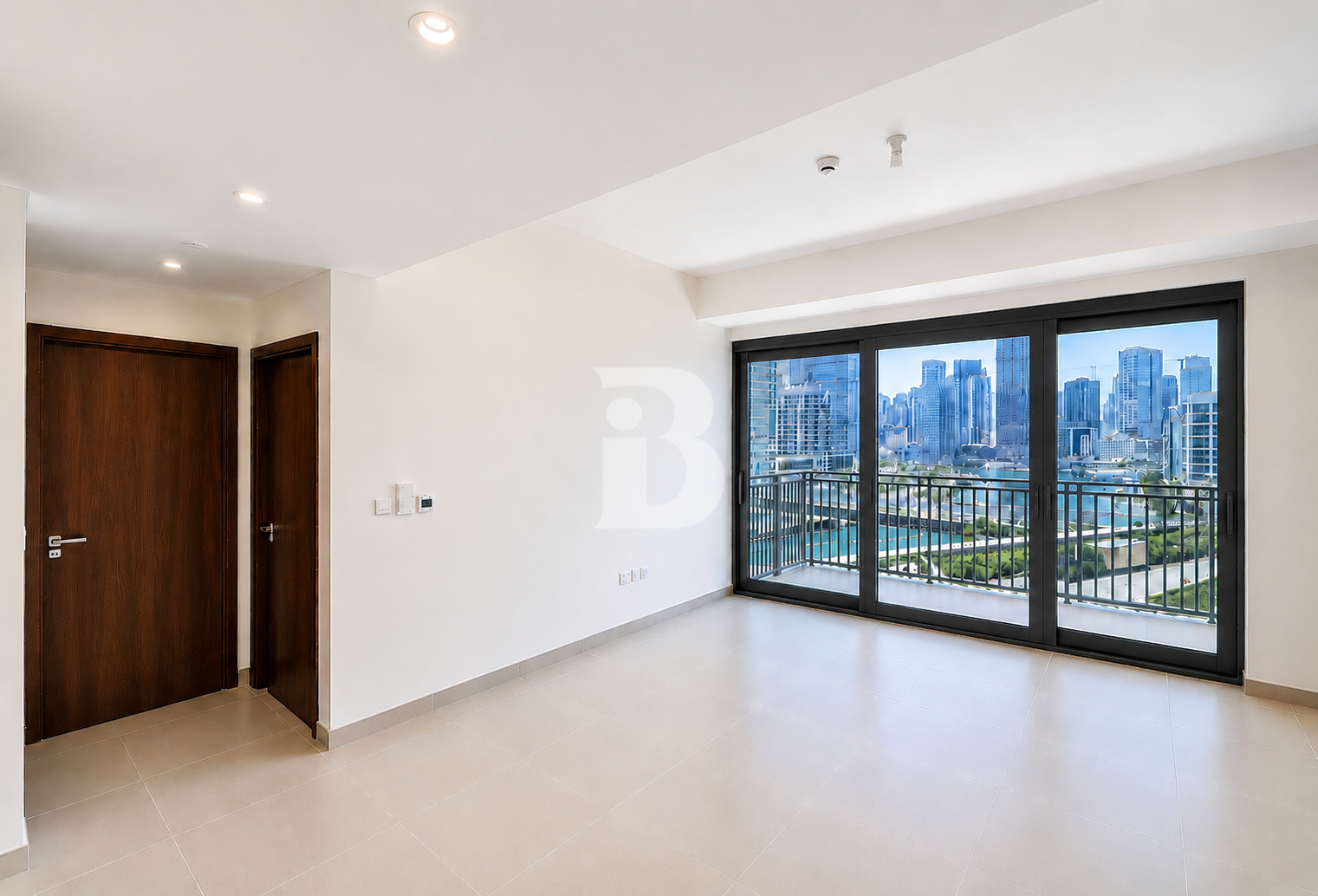 Multiple cheques | Spacious | Vacant