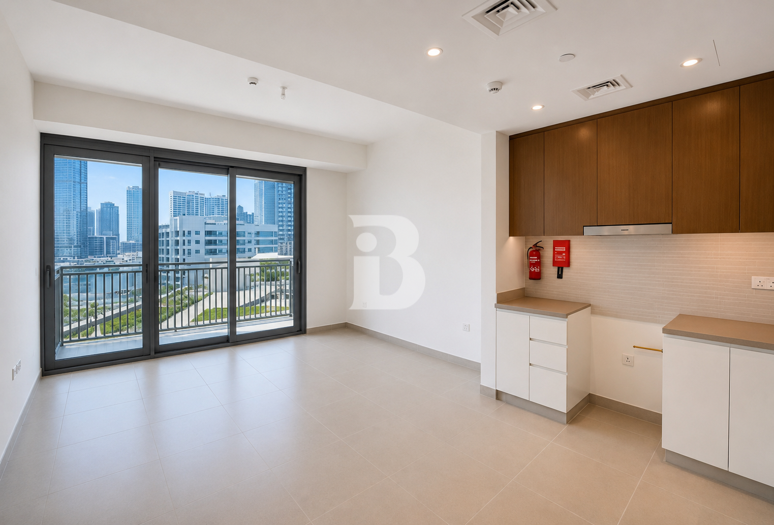 Multiple cheques | Spacious | Vacant