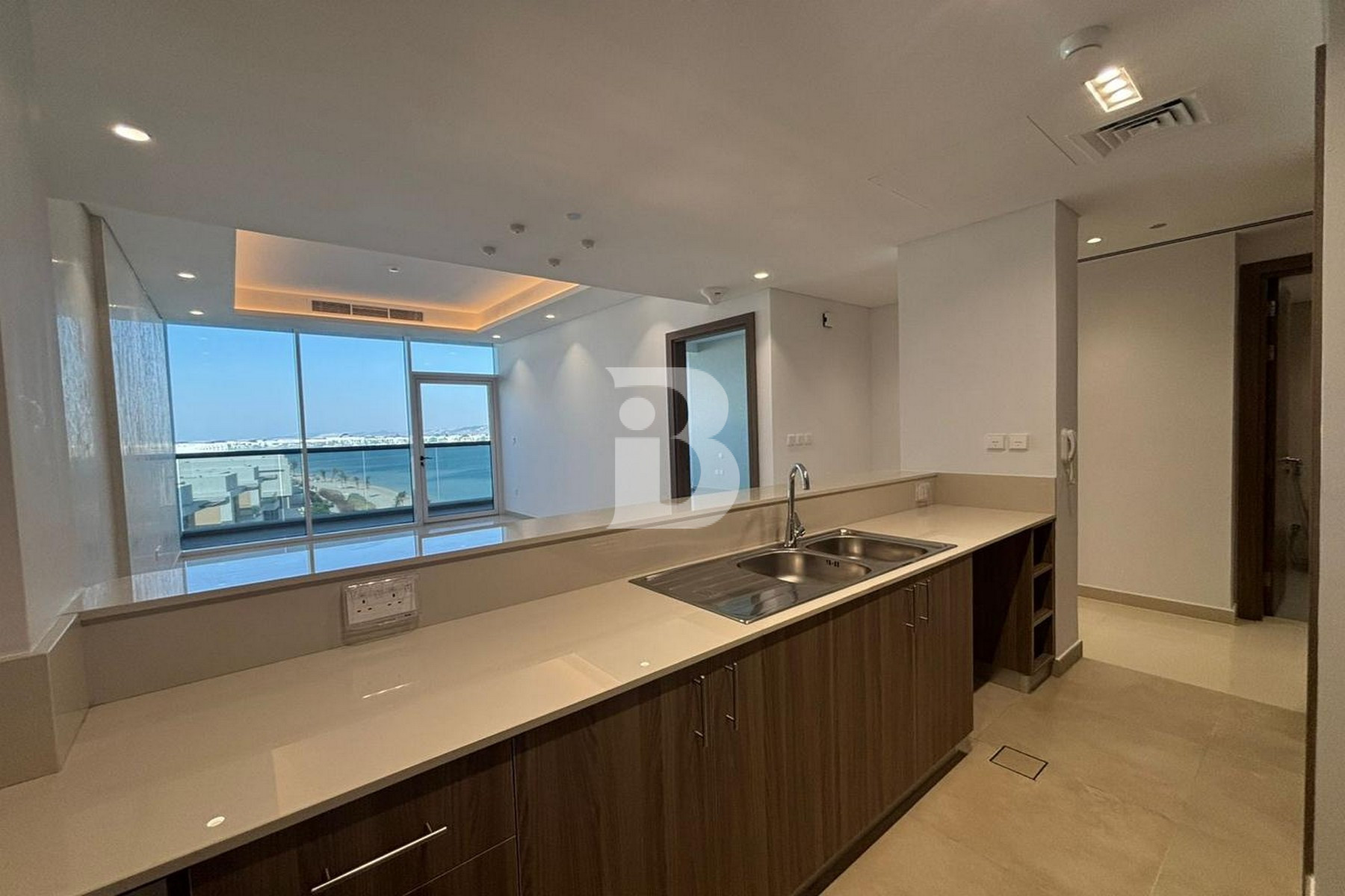 Full Lagoon View | Lower Floor | Unfurnished 3