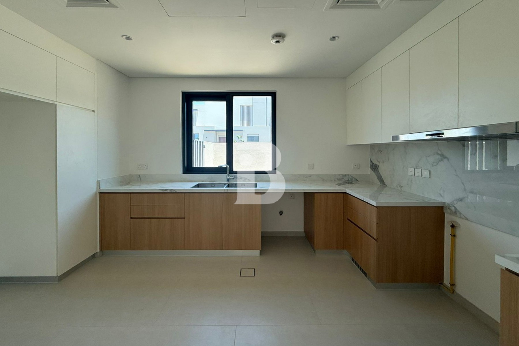 Park Access | Single Row | North East Vastu 2