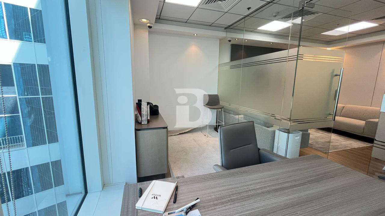 Premium Furnished | Near Metro | Burlington Tower