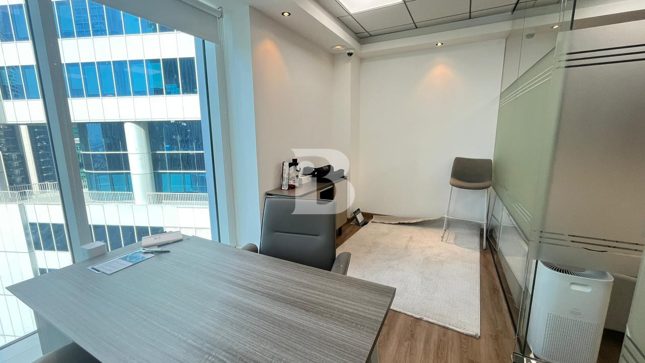 Premium Furnished | Near Metro | Burlington Tower