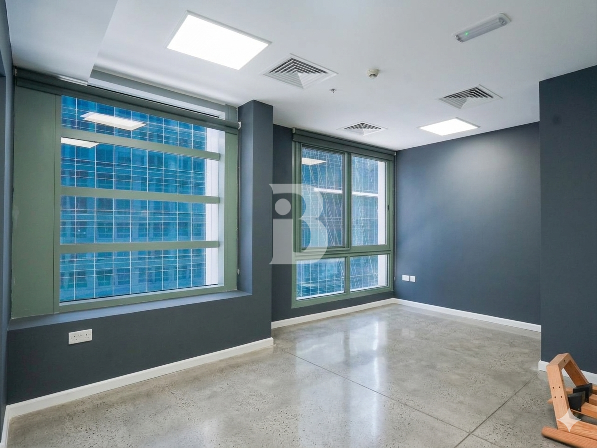 VACANT OFFICE | SPACIOUS | EXPANSION POTENTIAL