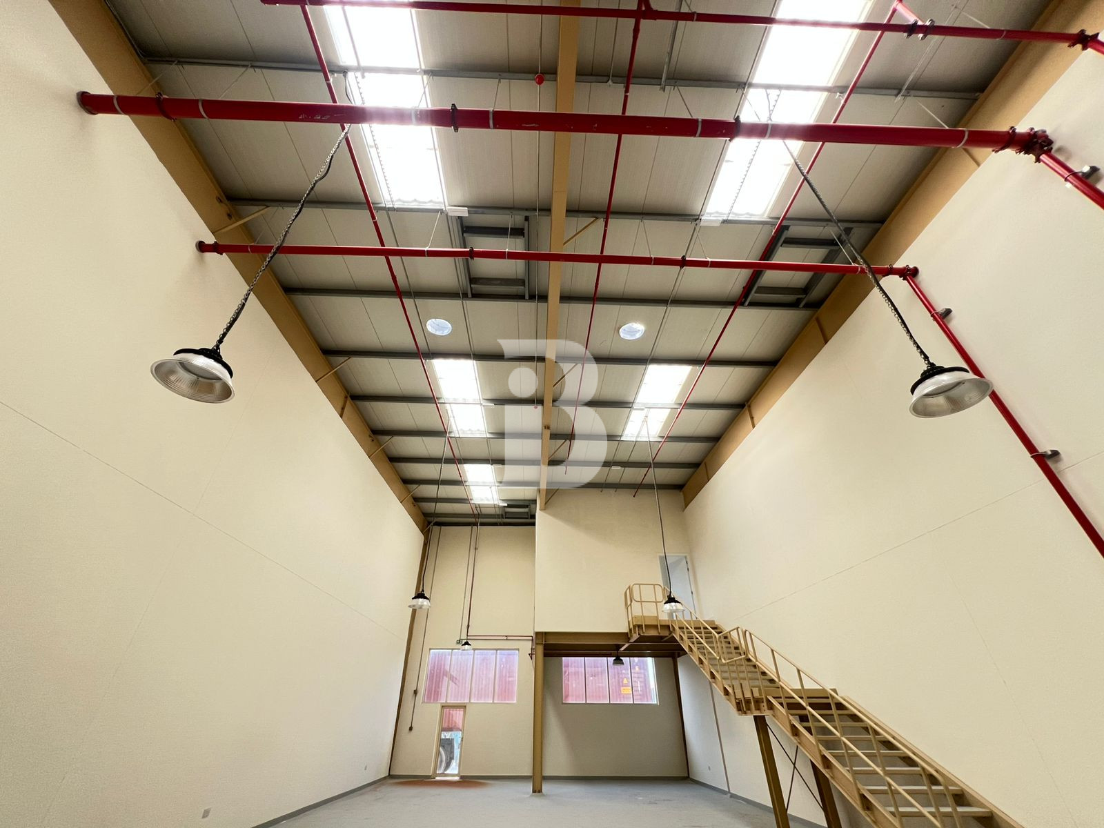 100 kW 4842 Sqft brand new warehouse in Jebel Ali