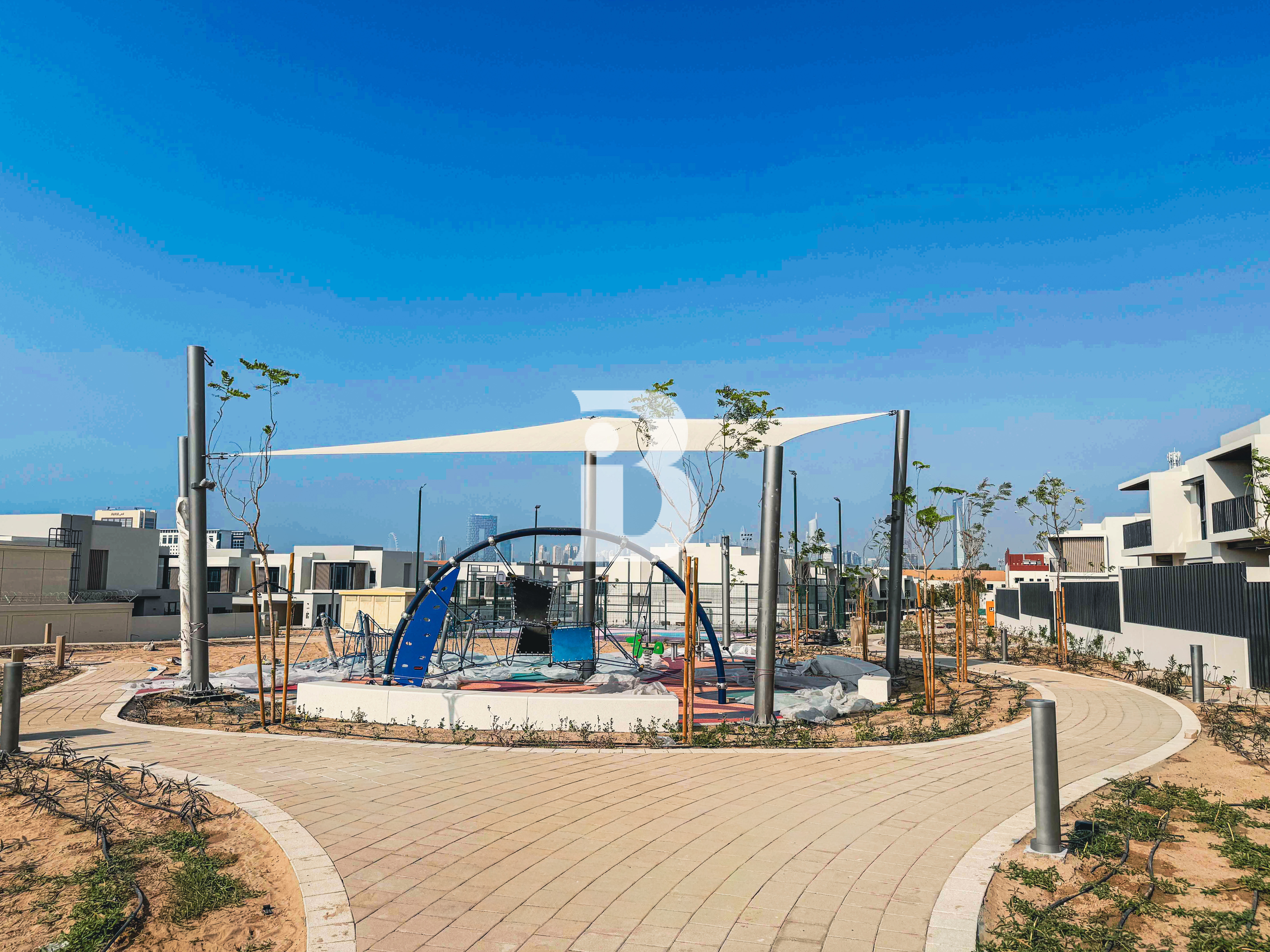 Single Row  | Near amenities | Vastu