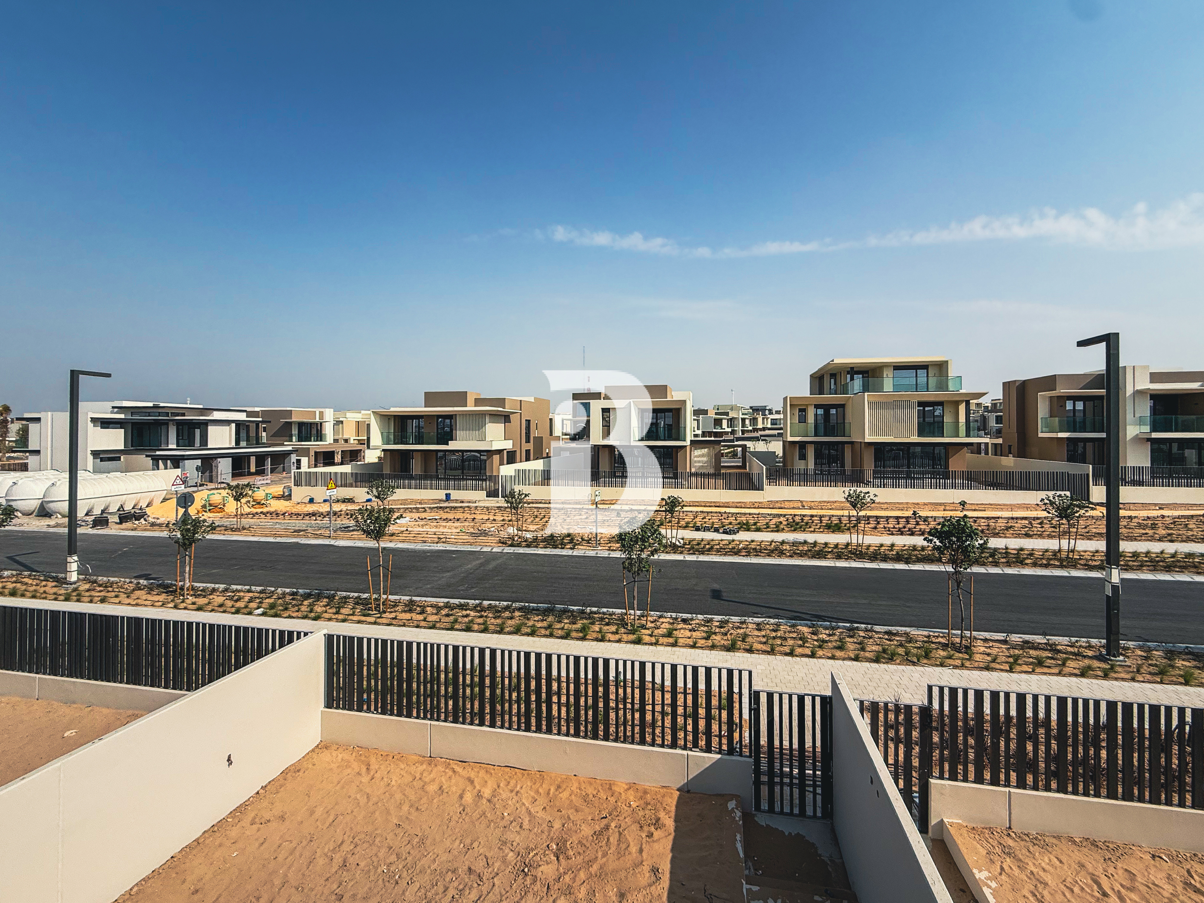 Single Row  | Near amenities | Vastu