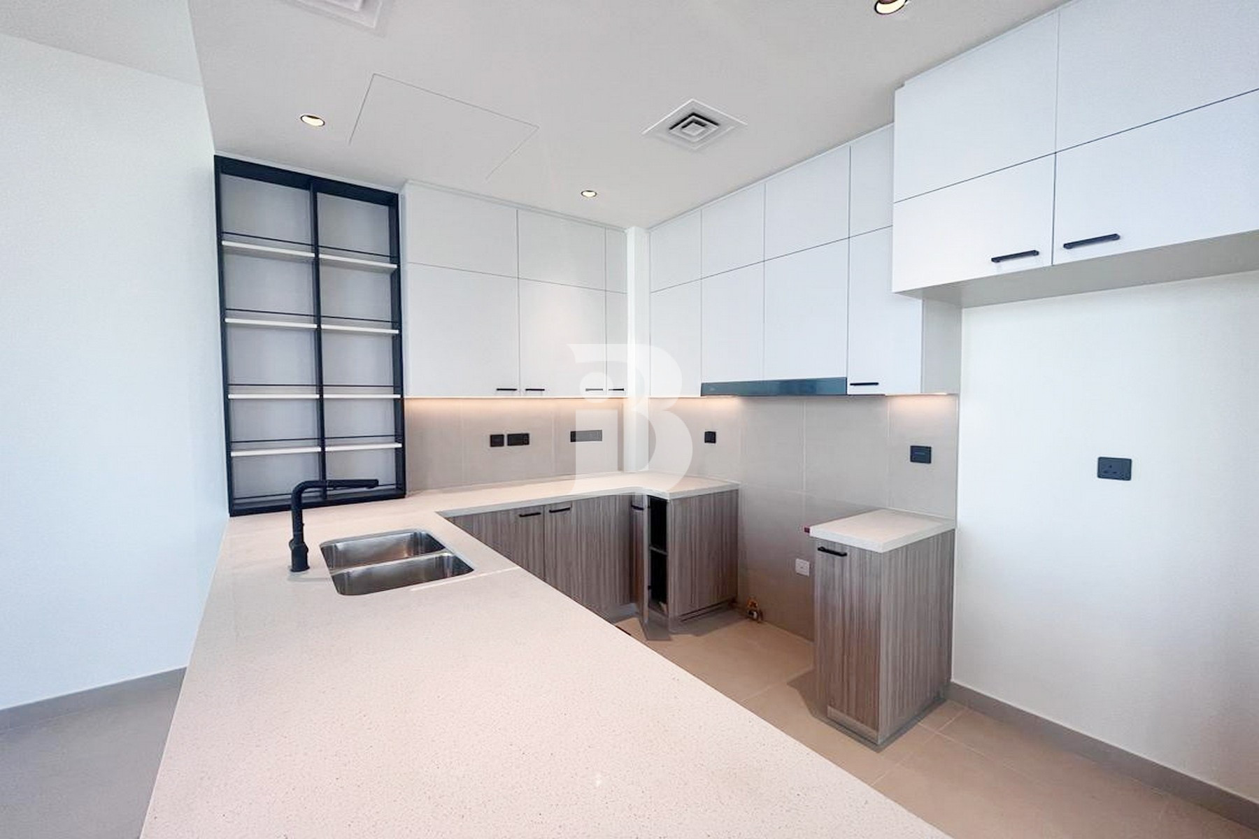 3BR | Unfurnished | Vacant
