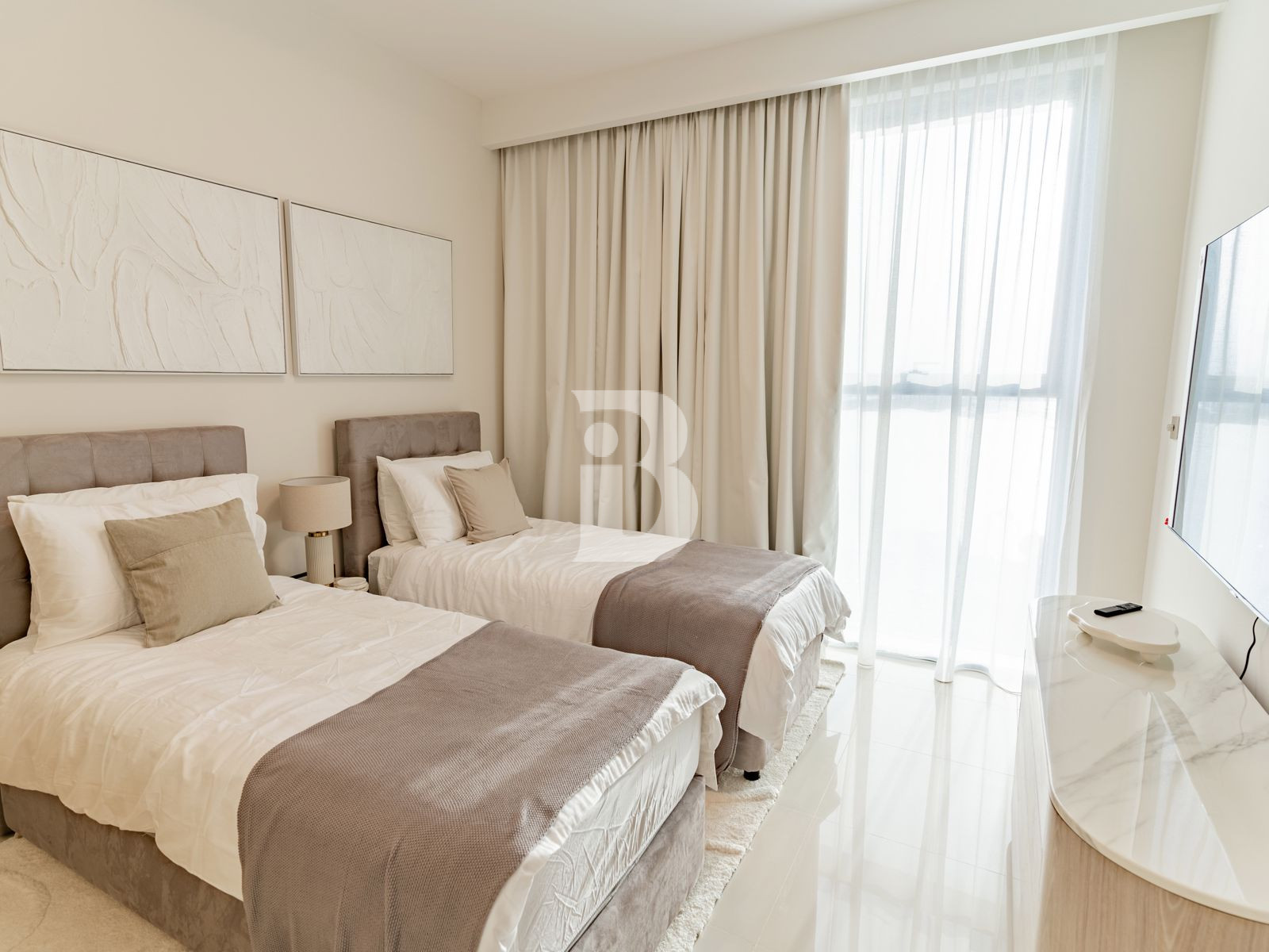 Burj Sea View | Luxury Furnished | High Floor