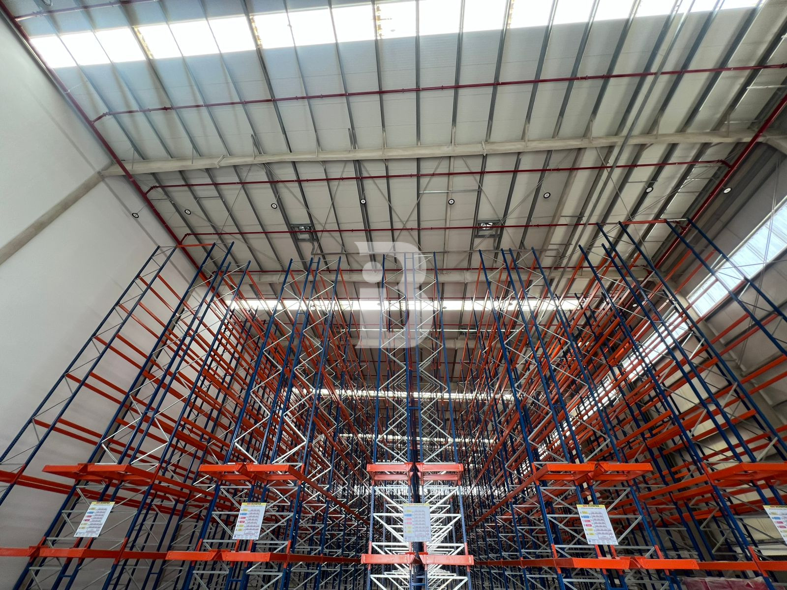 With Racking 30,619 sqft New Warehouse in DIC