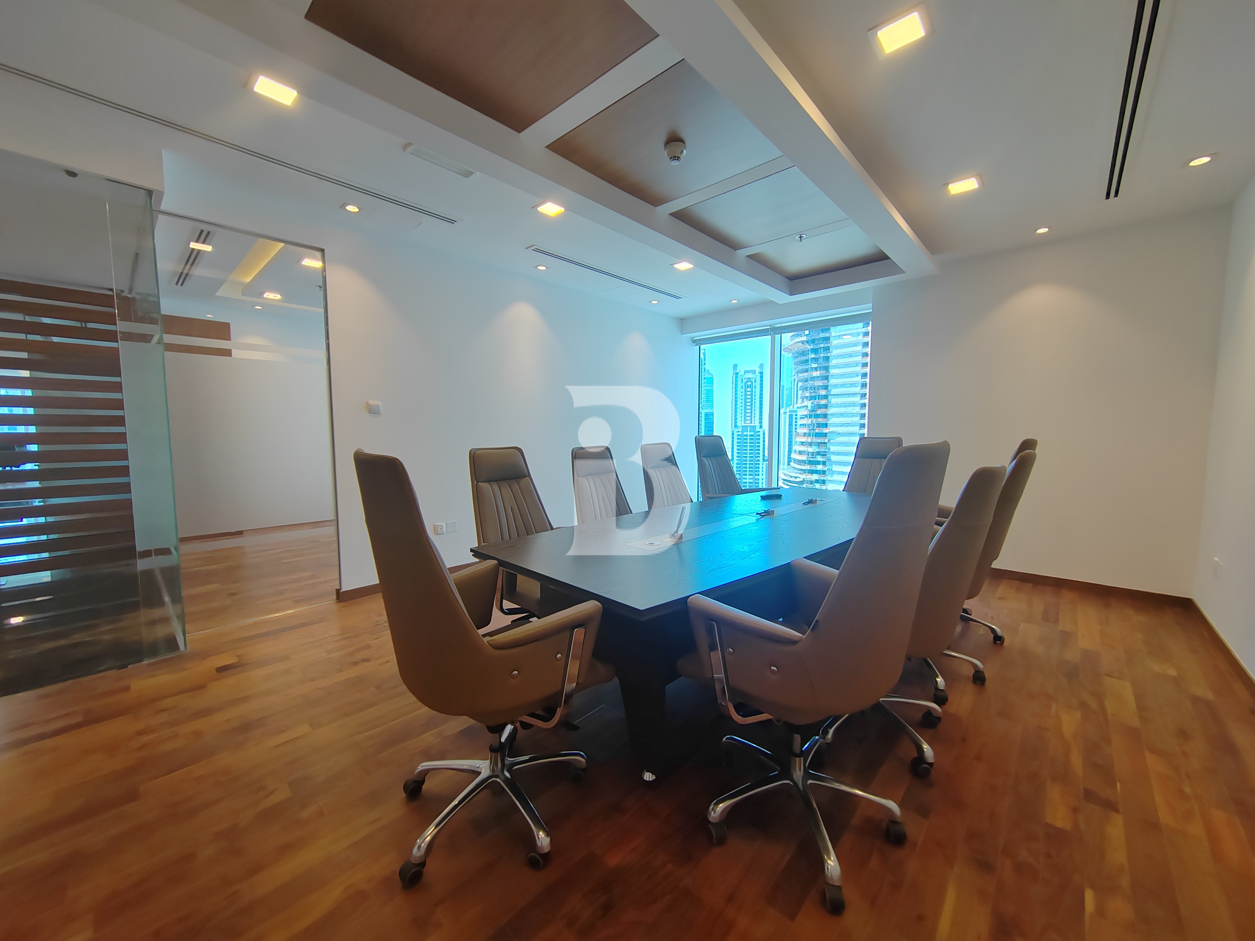 Vacant | Upgraded Brand New Furnished