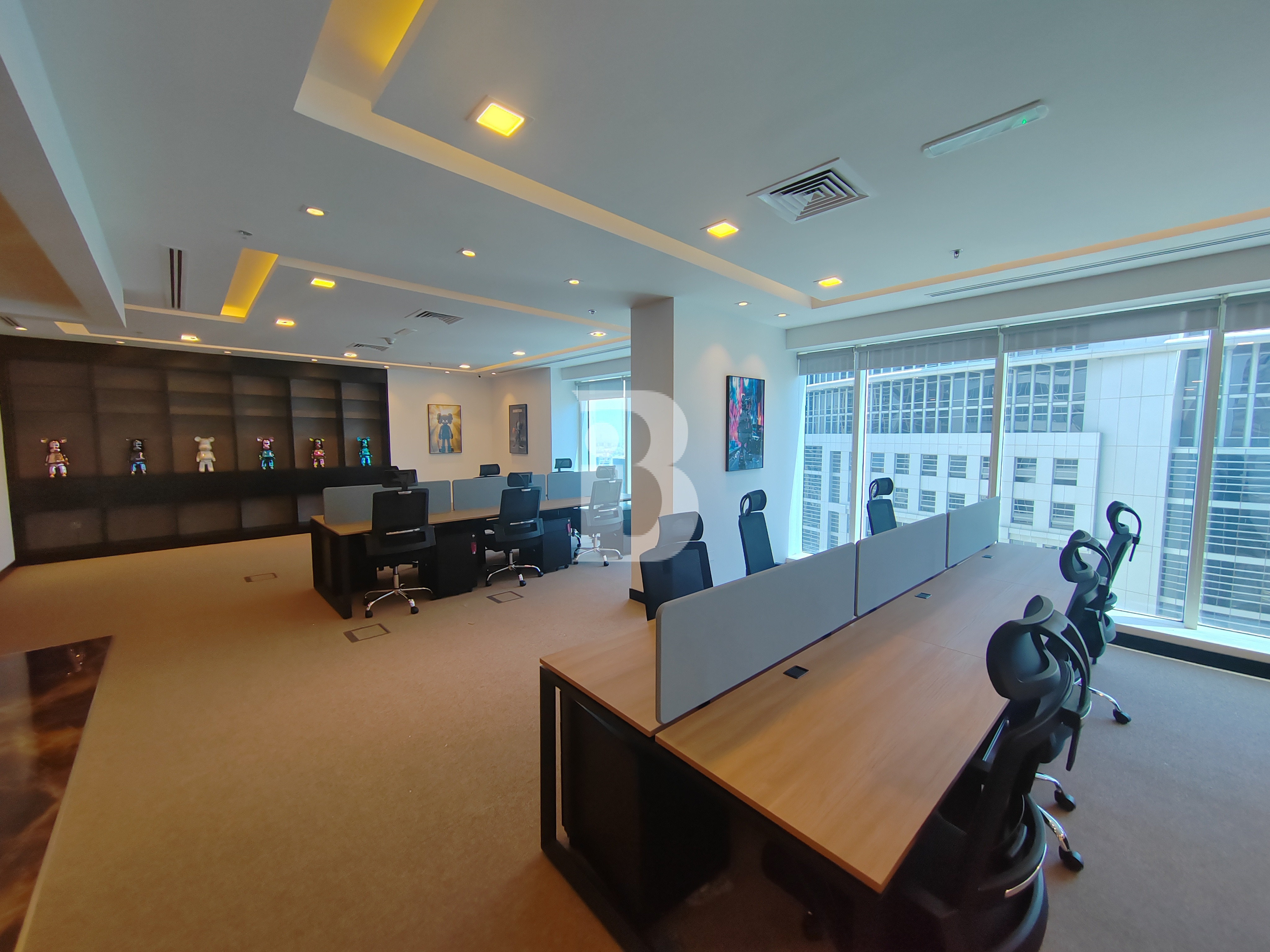 Vacant | Upgraded Brand New Furnished 3
