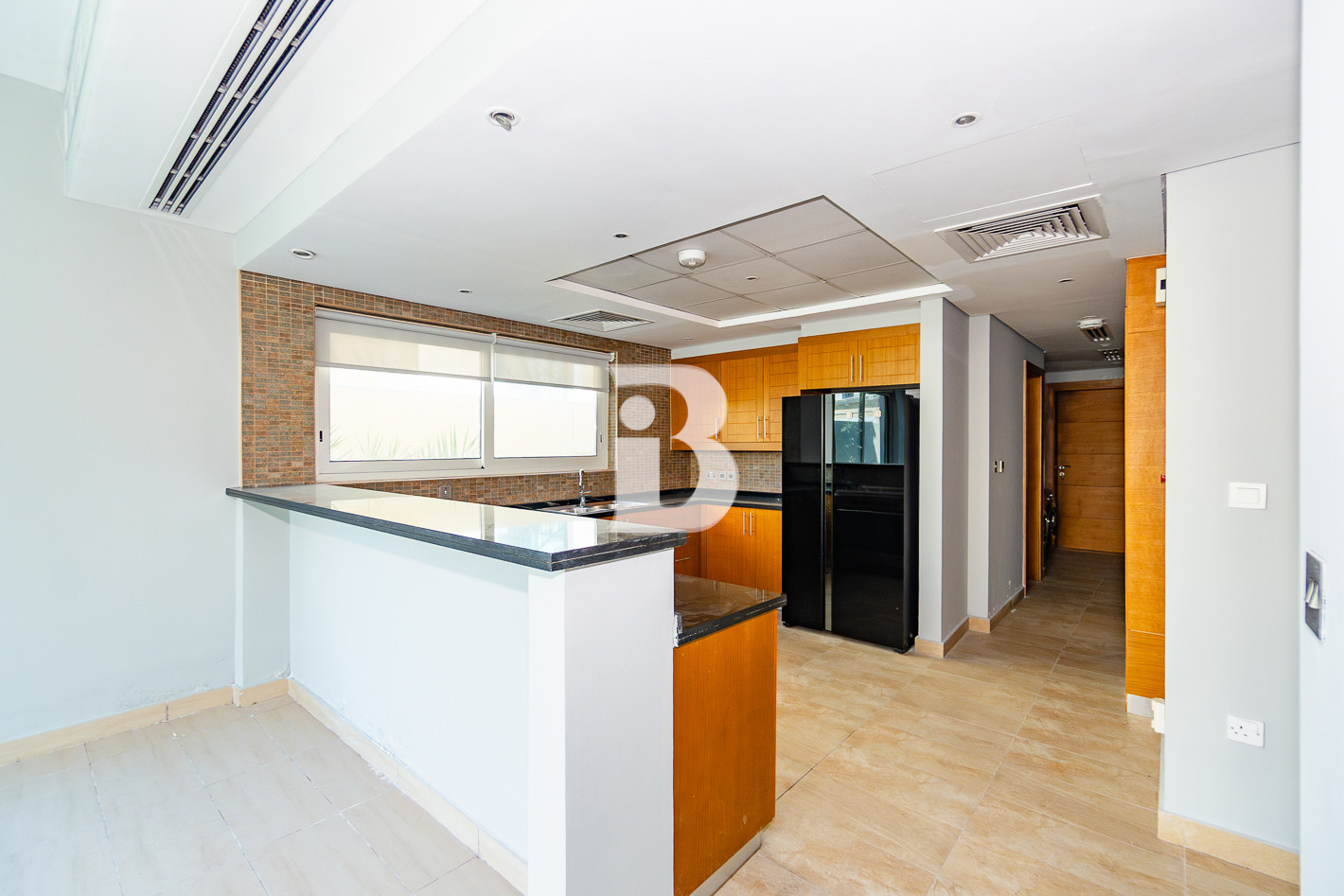 4 BR | Nova | Near Souq | Vacant