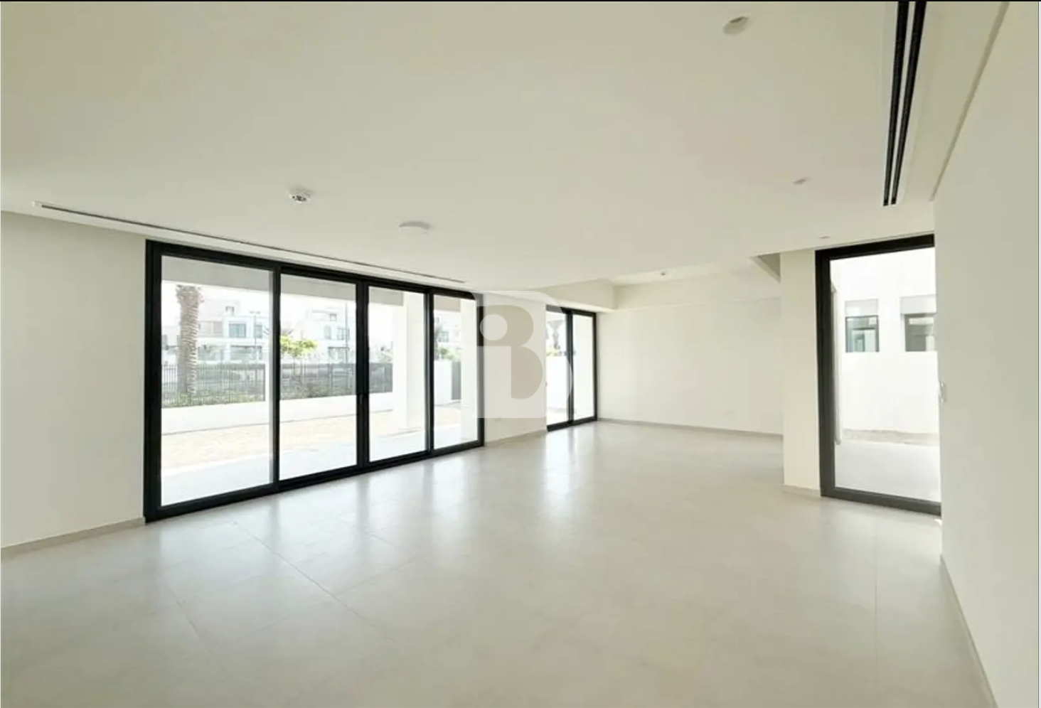 Single Row Standalone Villa | Park Facing | Ready