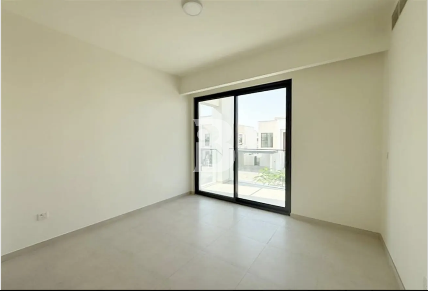 Single Row Standalone Villa | Park Facing | Ready
