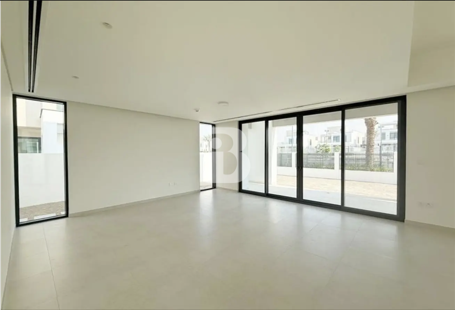 Single Row Standalone Villa | Park Facing | Ready