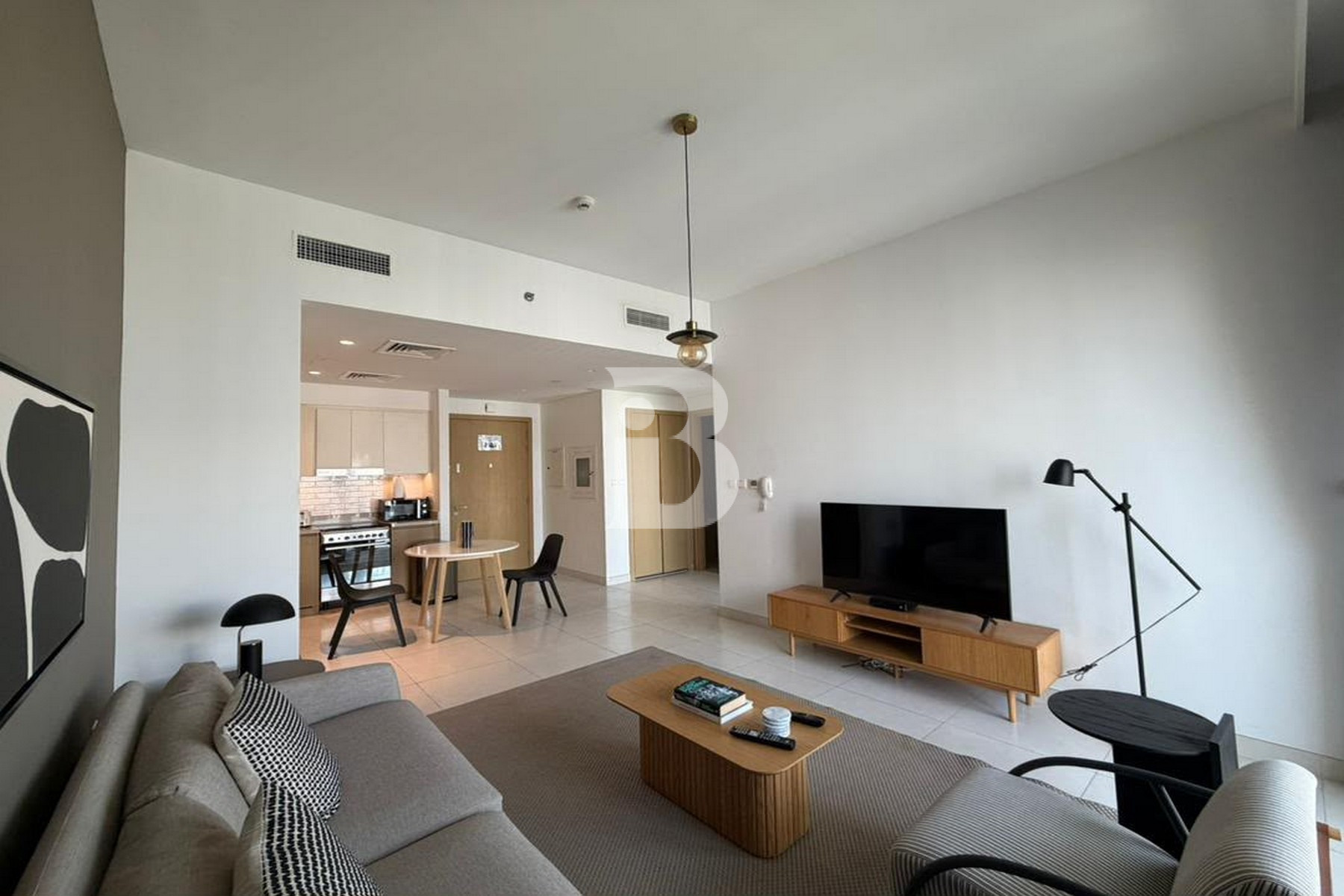 Elegant | High Floor | Perfectly Furnished 2
