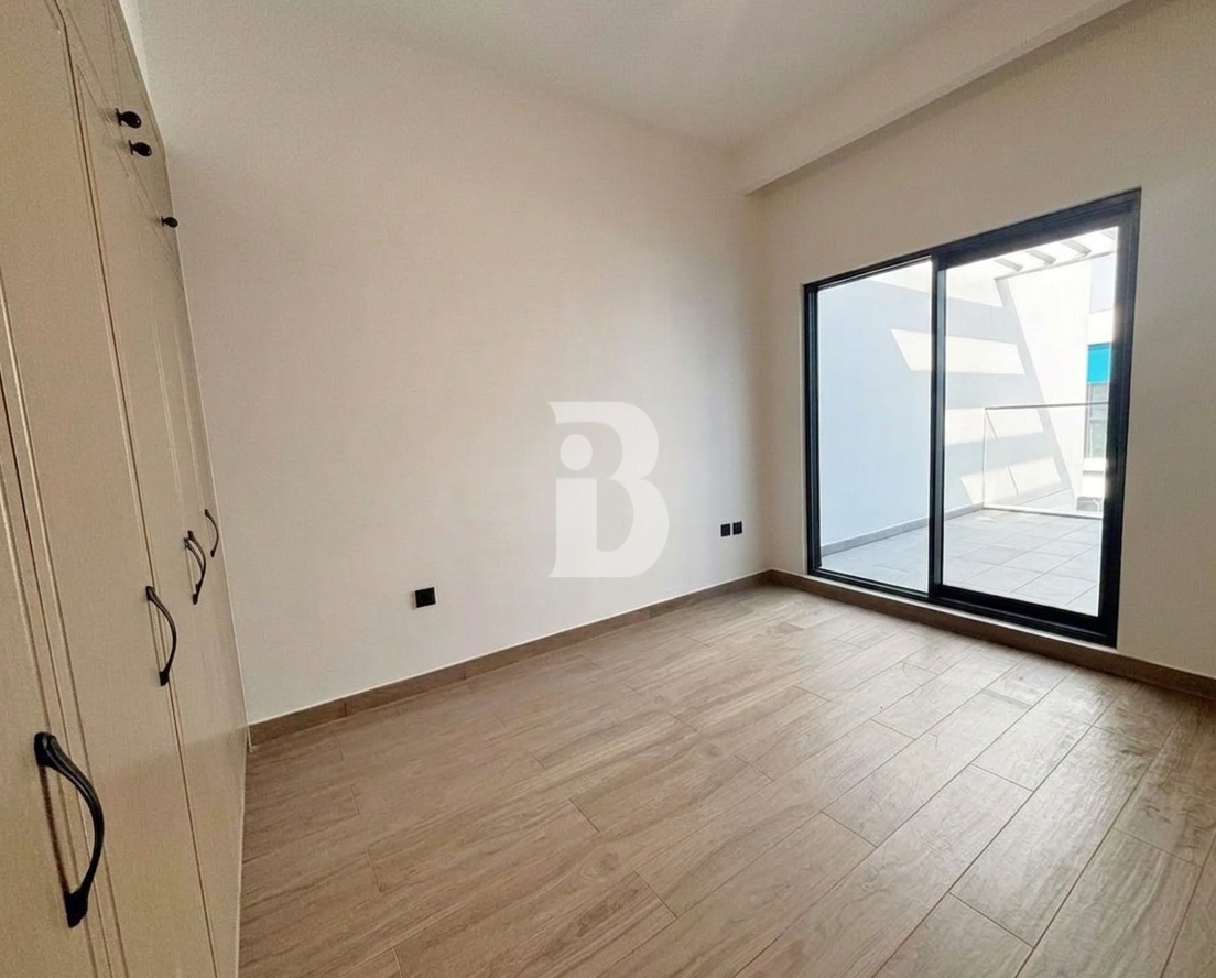 RENTED | BRAND NEW | MIDDLE UNIT | MOTIVATED SALE