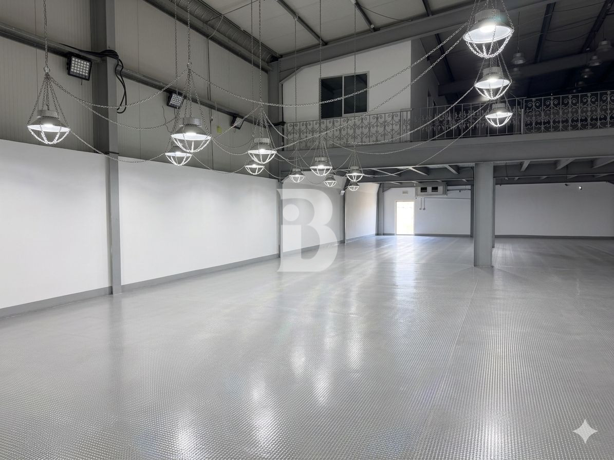 Premium Industrial Shed | Open Yard for Lease