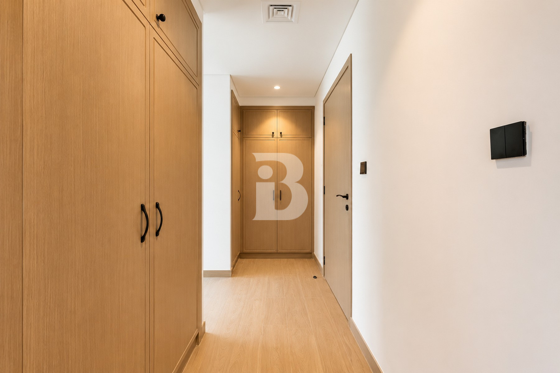 5 BED | Corner | Vacant