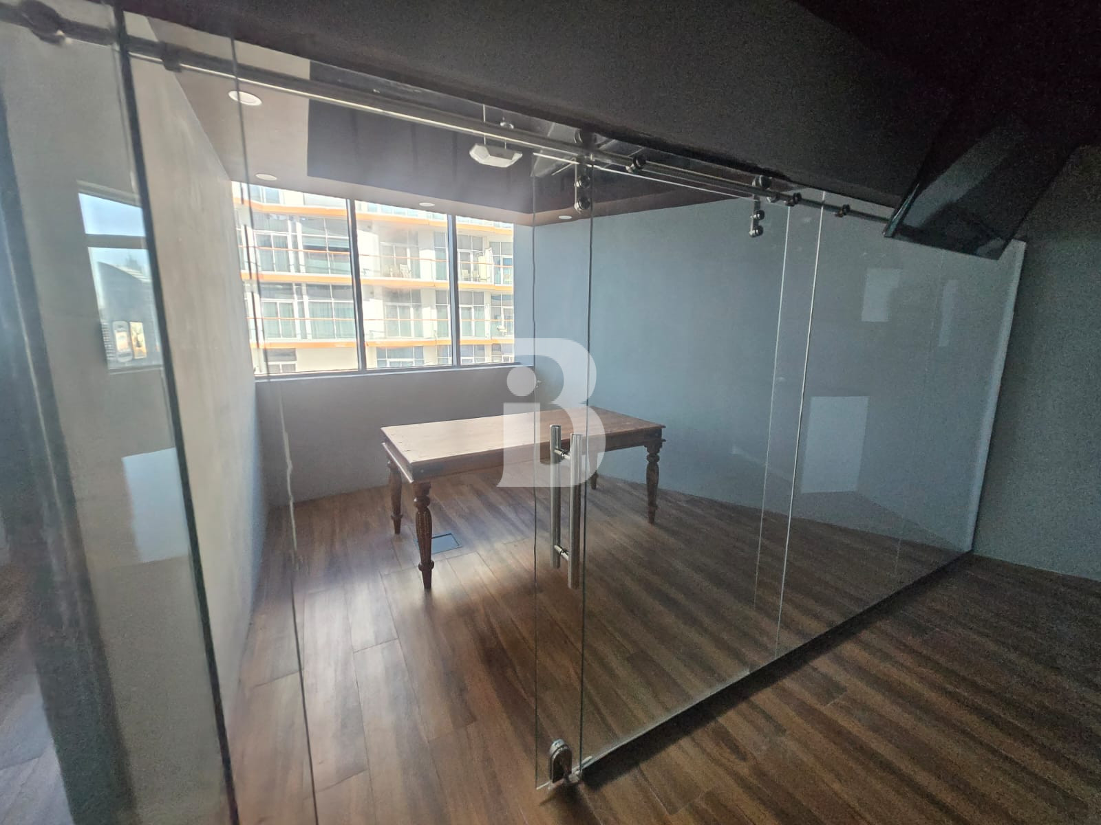 HIGH FLOOR | BURJ KHALIFA VIEW | FULLY FITTED OPTIONS