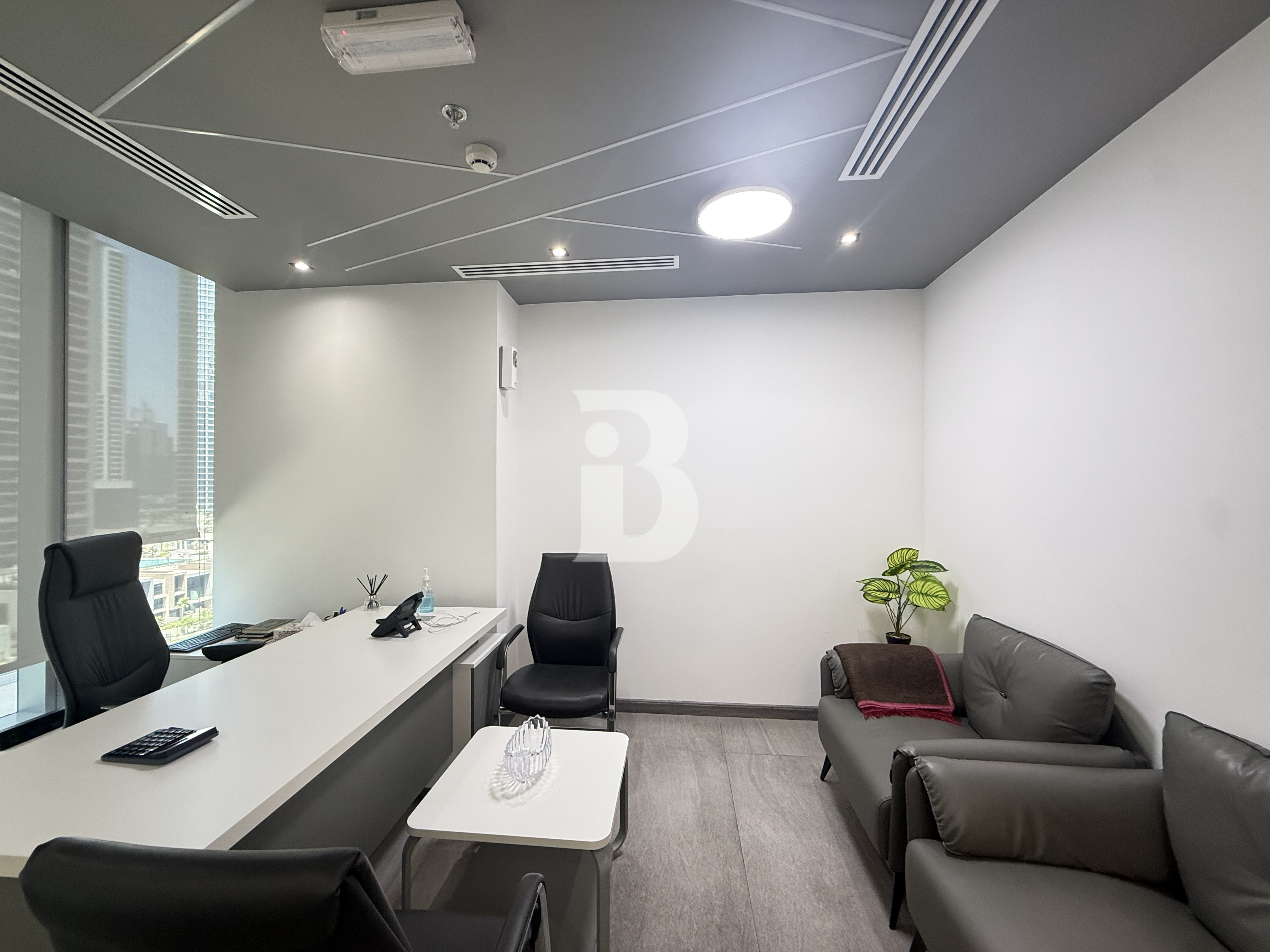 FULLY FURNISHED| GRADE A TOWER| VACANT|MODERN
