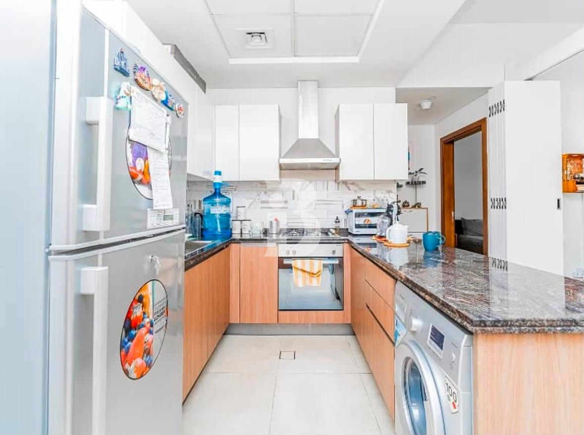 FURNISHED | SPACIOUS | GREAT DEAL | POOL VIEW 6
