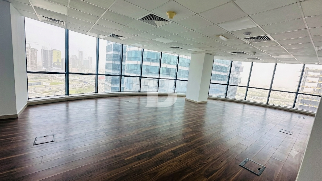 PANORAMIC VIEWS | READY FOR IMMEDIATE OCCUPANCY | NEAR METRO