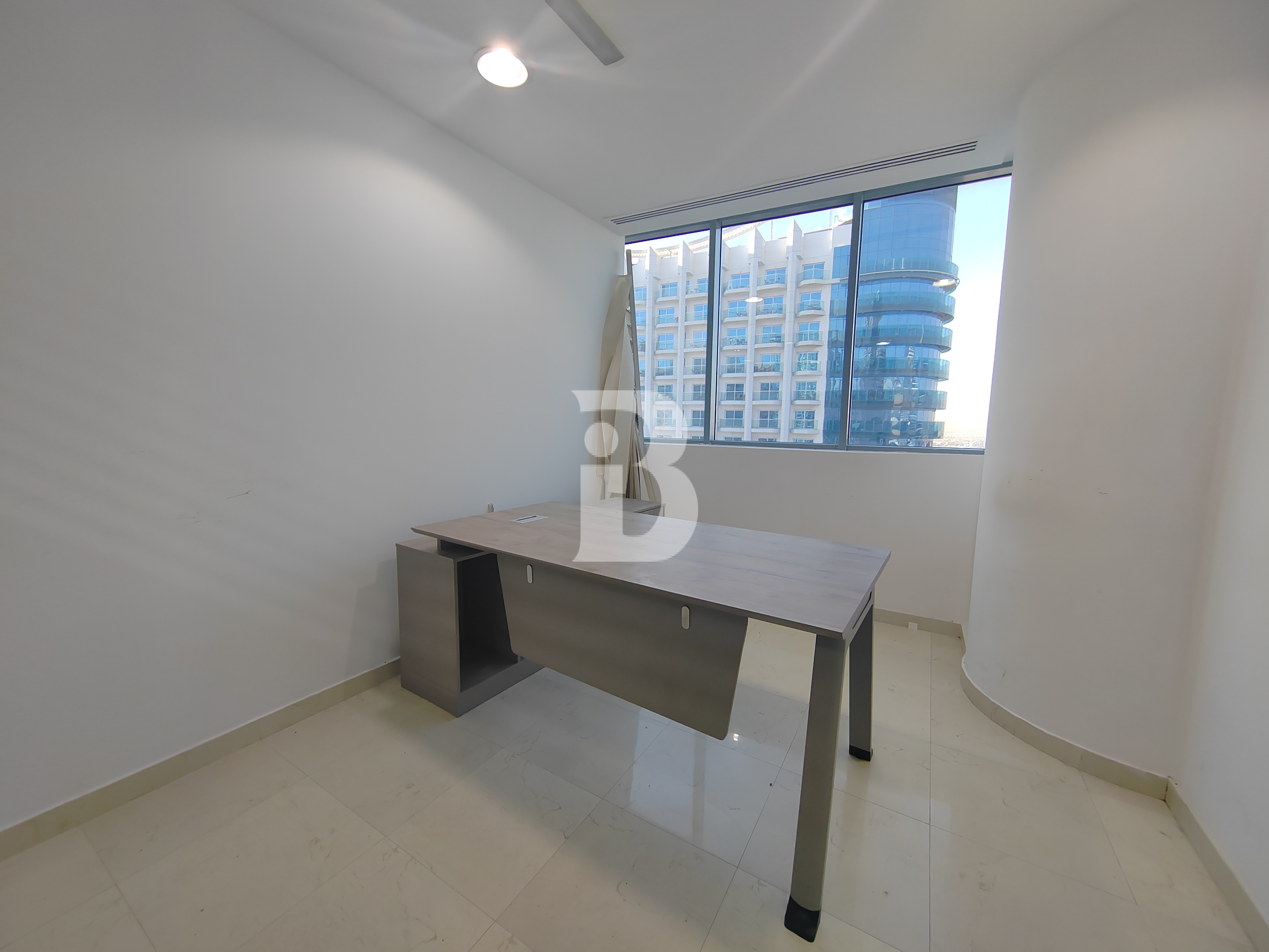 Vacant | Fitted office | Less traffic area