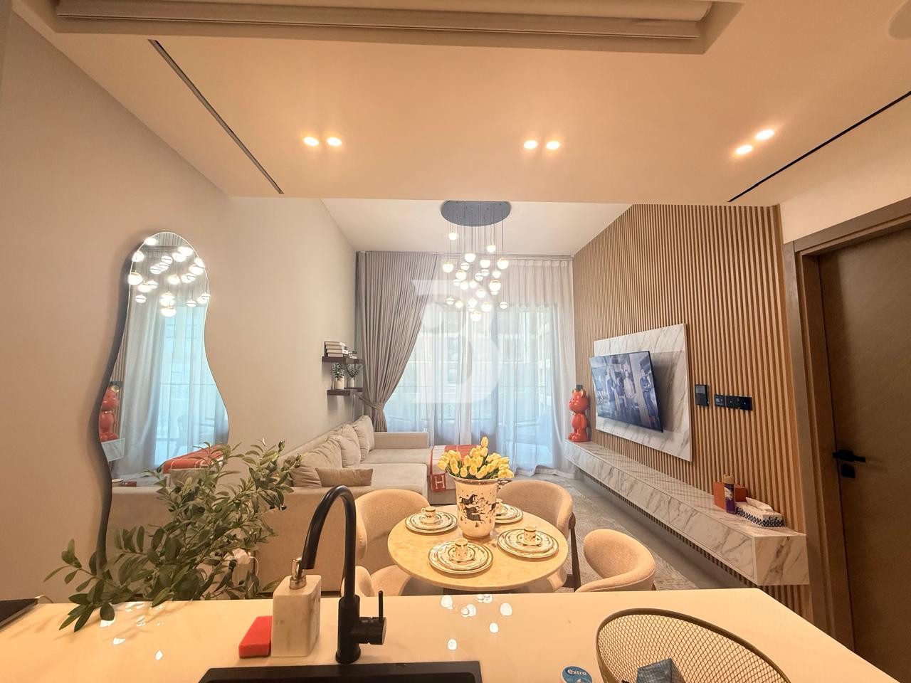 BURJ AND CANAL VIEW | FURNISHED | READY TO MOVE IN