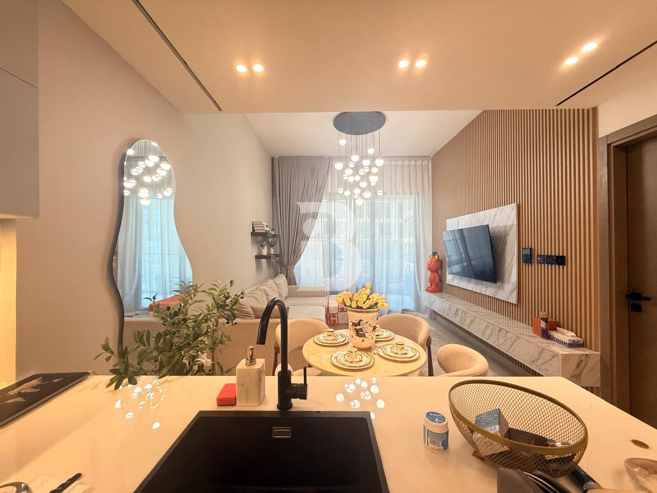 BURJ AND CANAL VIEW | FURNISHED | READY TO MOVE IN