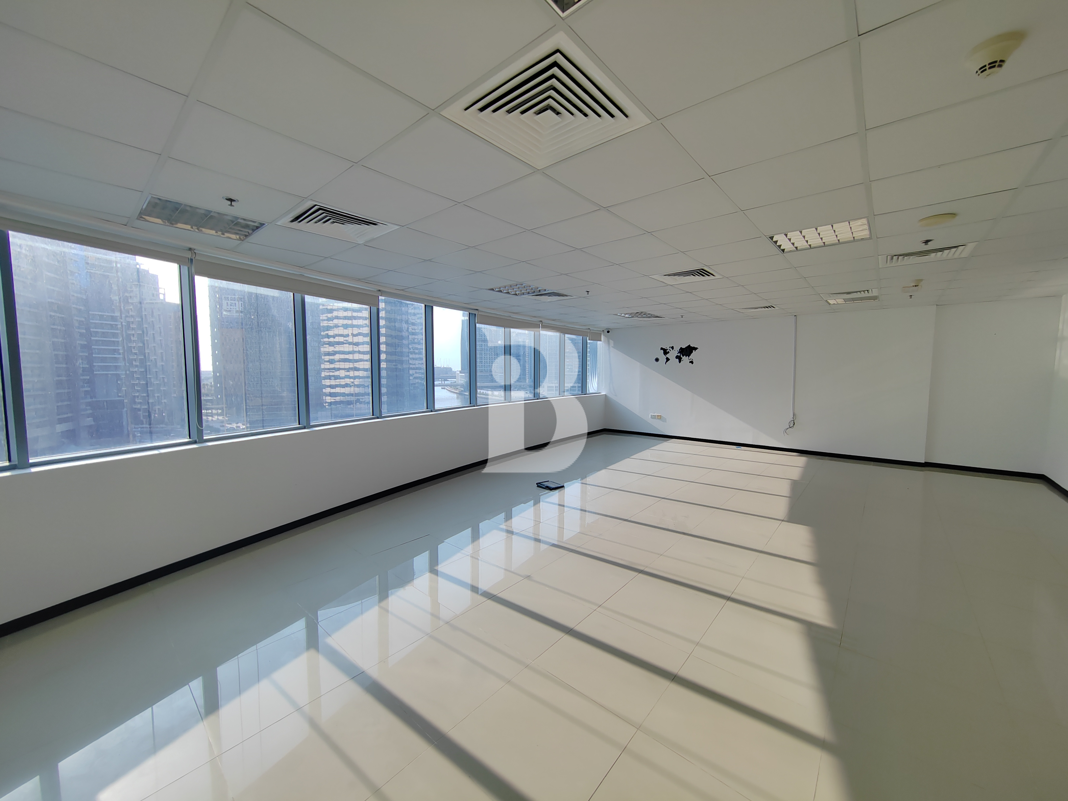 Vacant | Unfurnished | Canal views