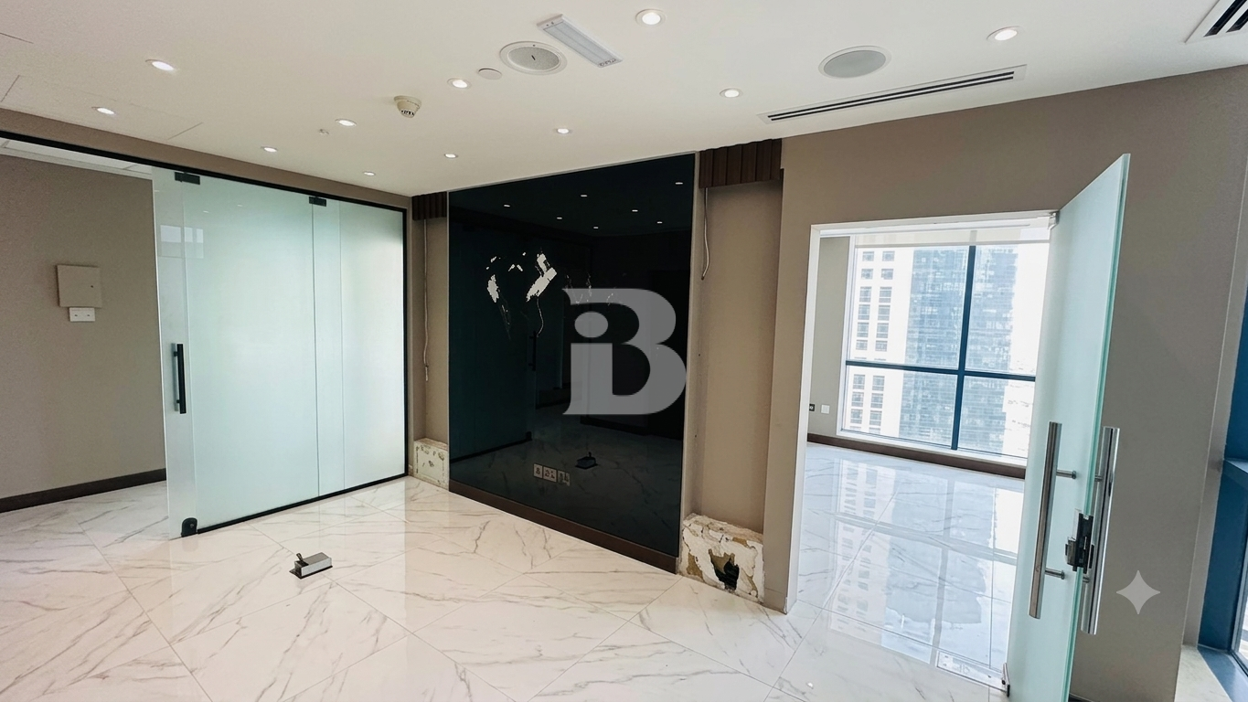 FULLY FITTED OFFICE | HIGH FLOOR | PRIME LOCATION 2
