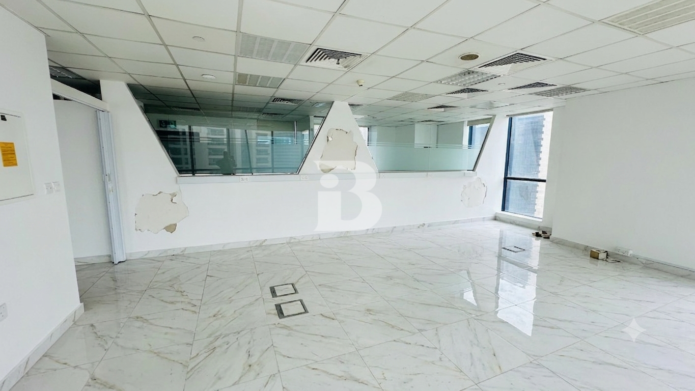 SPACIOUS OFFICE | HIGH FLOOR | READY TO MOVE IN