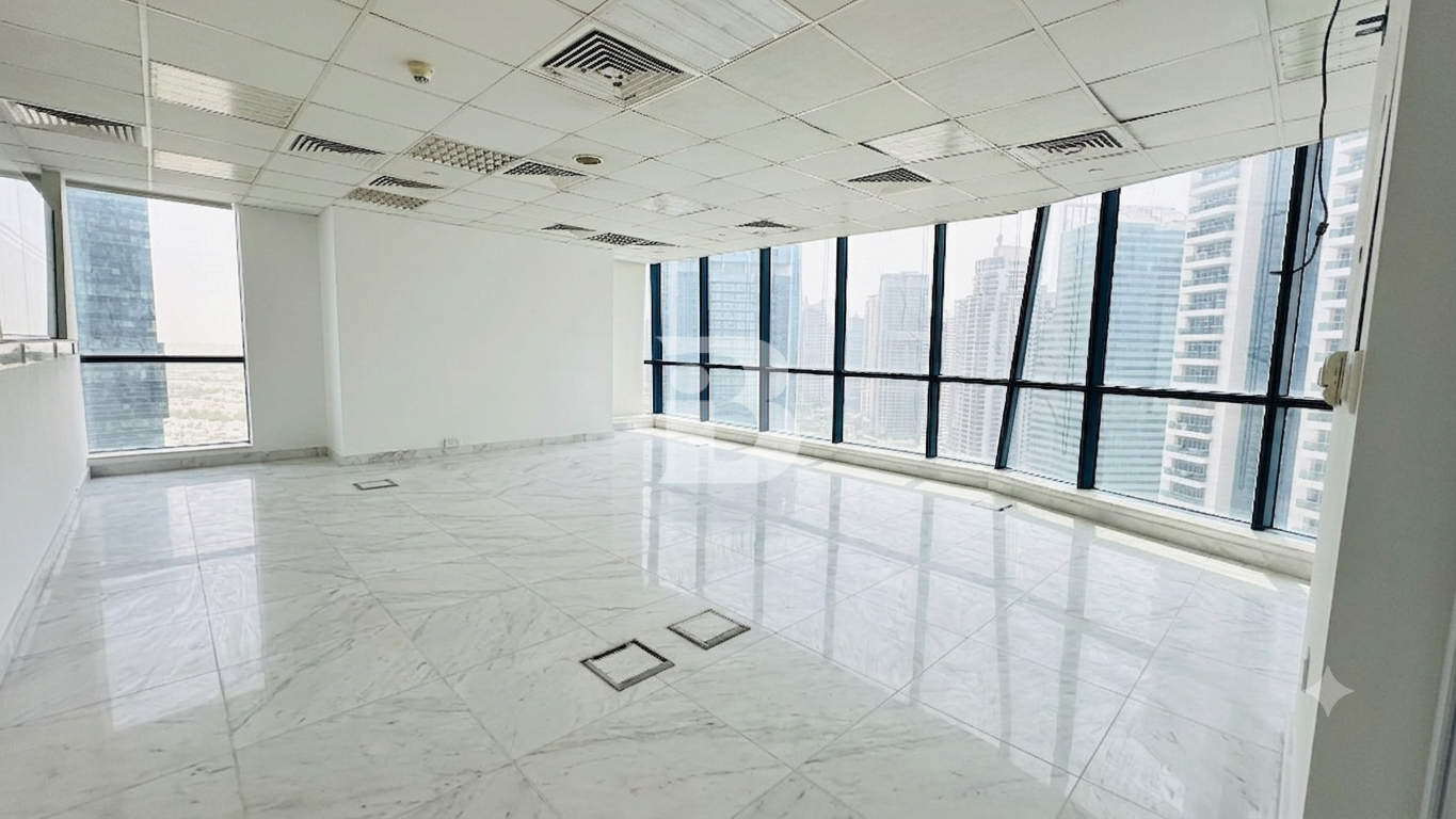 SPACIOUS OFFICE | HIGH FLOOR | READY TO MOVE IN