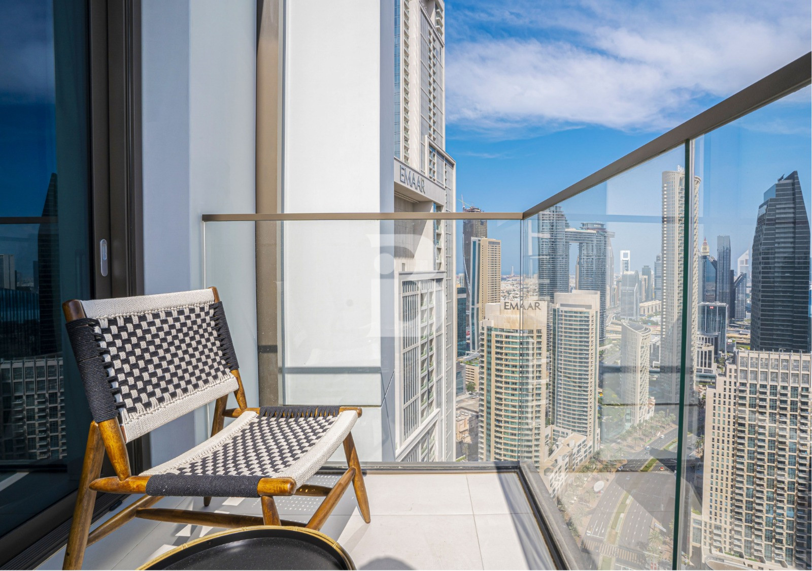 Luxury 3-Bedroom|  Burj Khalifa View | High Floor 9