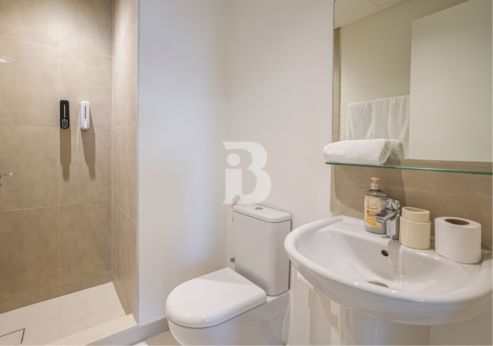 Luxury 3-Bedroom|  Burj Khalifa View | High Floor 20